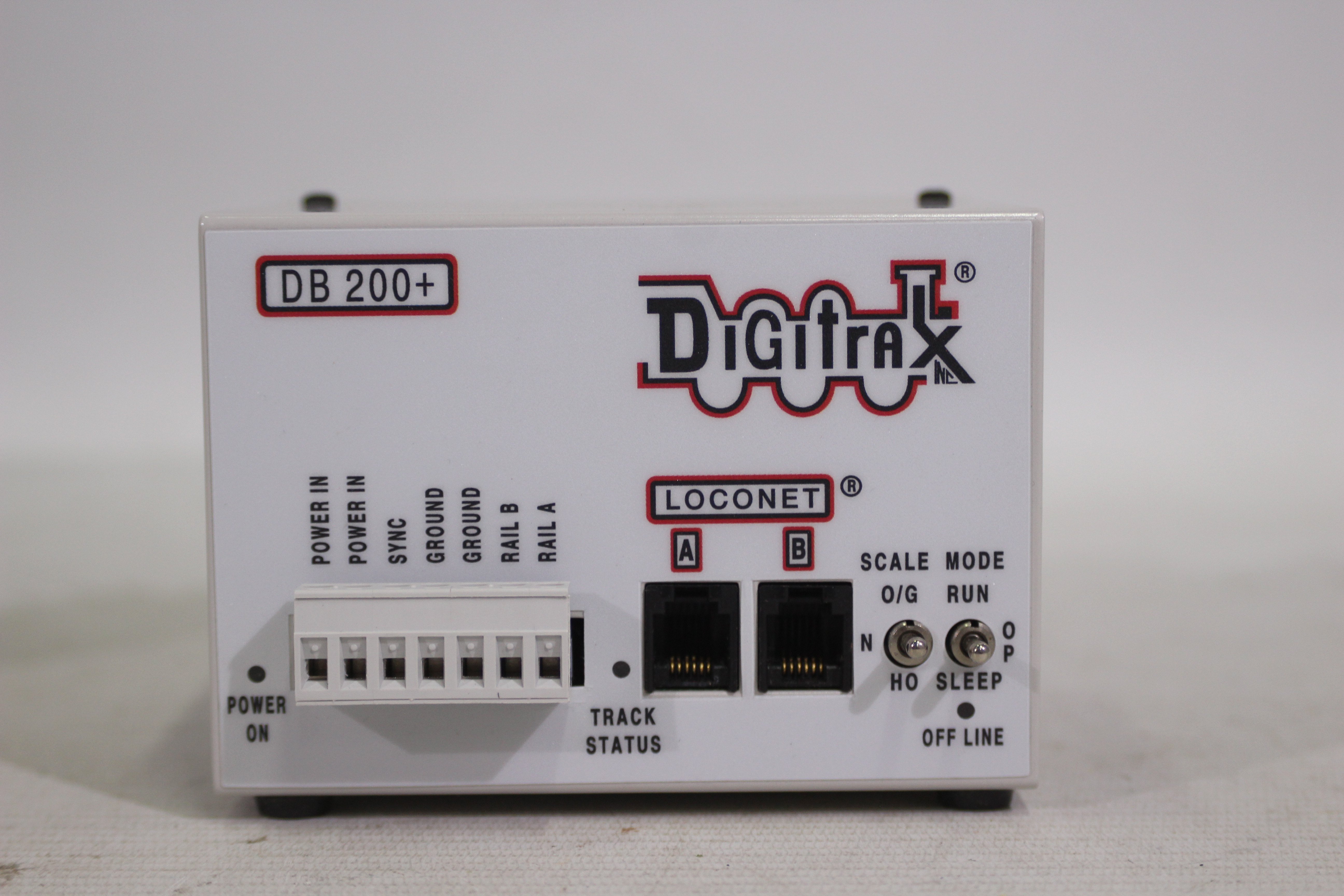 Digitrax - Loco Net - Model Railways - A 8 amp DB200+ LocoNet Booster. - Image 3 of 3