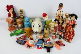 Combex - Dolls - Unknown - A collection of unboxed European and English Plastic and felt dolls