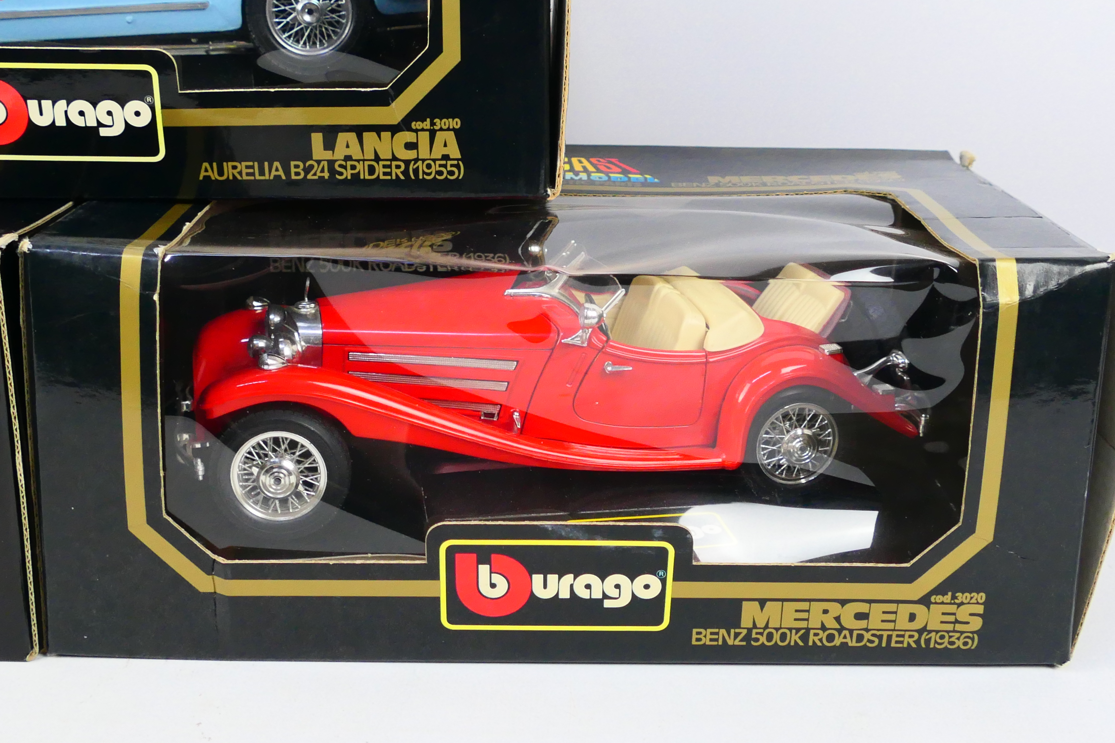 Bburago - Three boxed 1:18 scale diecast model cars from Bburago. - Image 4 of 5