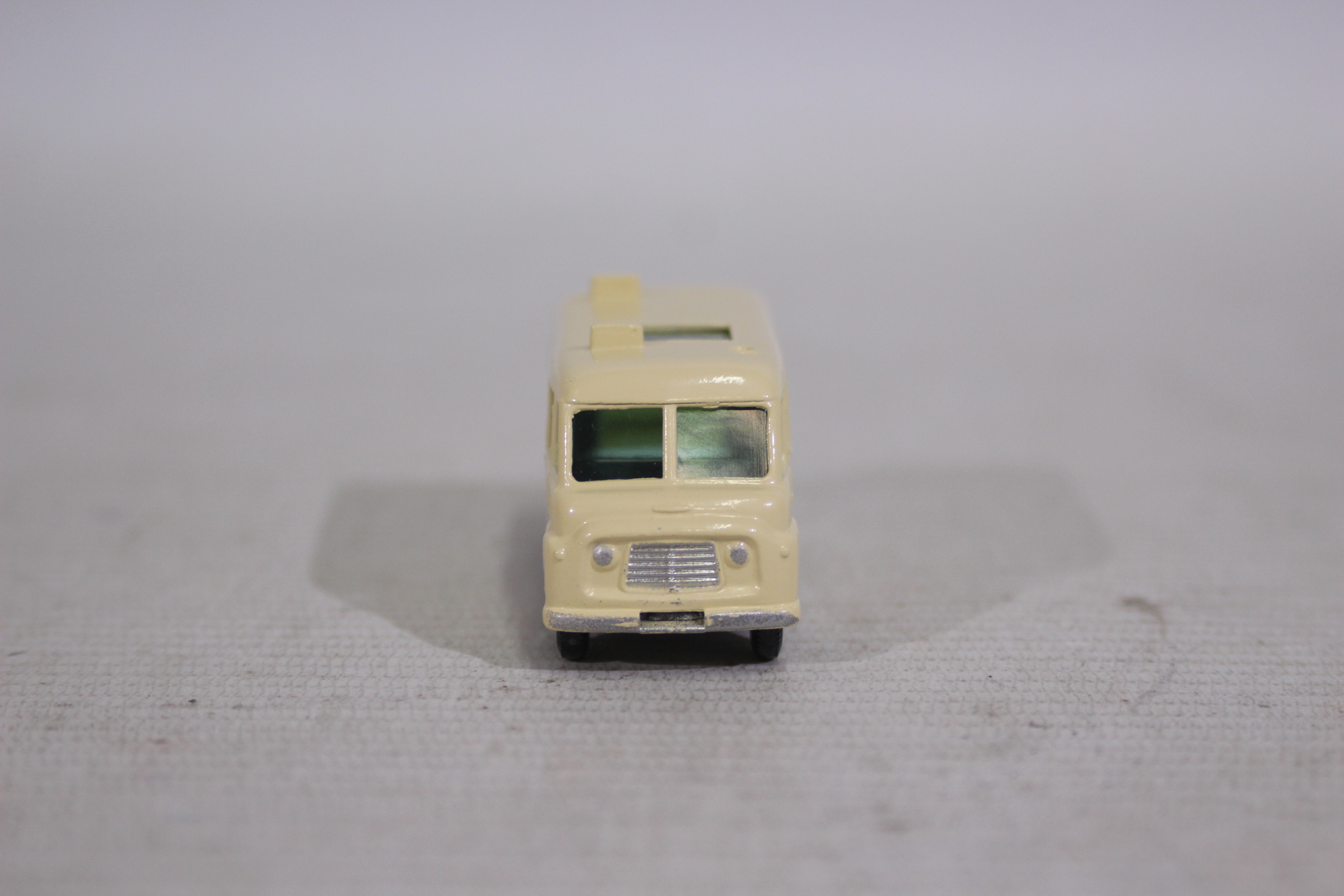 Matchbox - 2 x models, a boxed Commer TV Service van # 62 and a carded Morgan Aeromax # T9299-0818. - Image 3 of 6