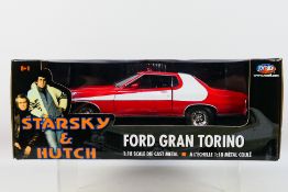 Joyride - A boxed Joyride #33151 1:18 scale 'Starsky & Hutch' Ford Gran Torino.