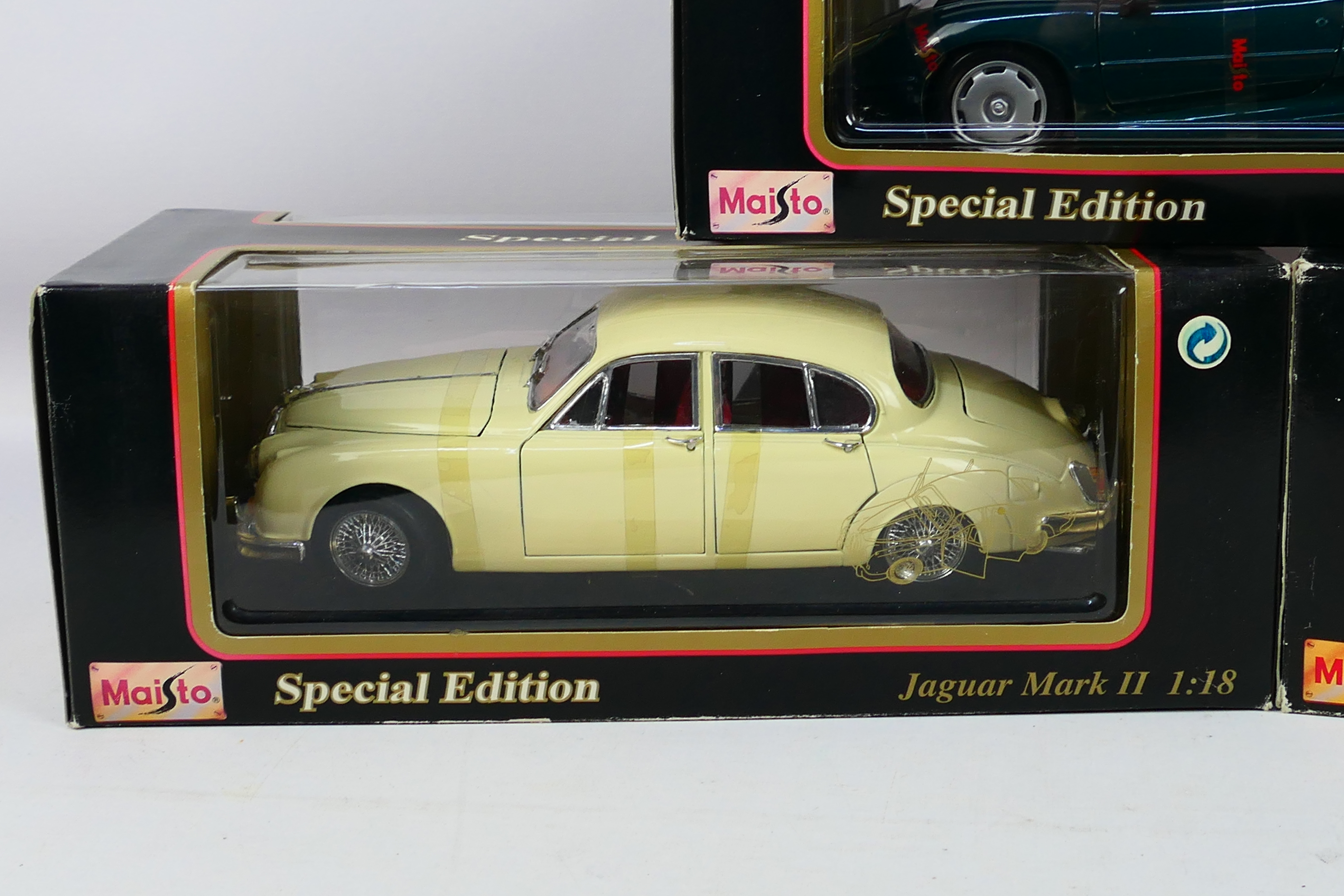 Maisto - Three boxed 1:18 scale diecast model cars from Maisto. - Image 2 of 4