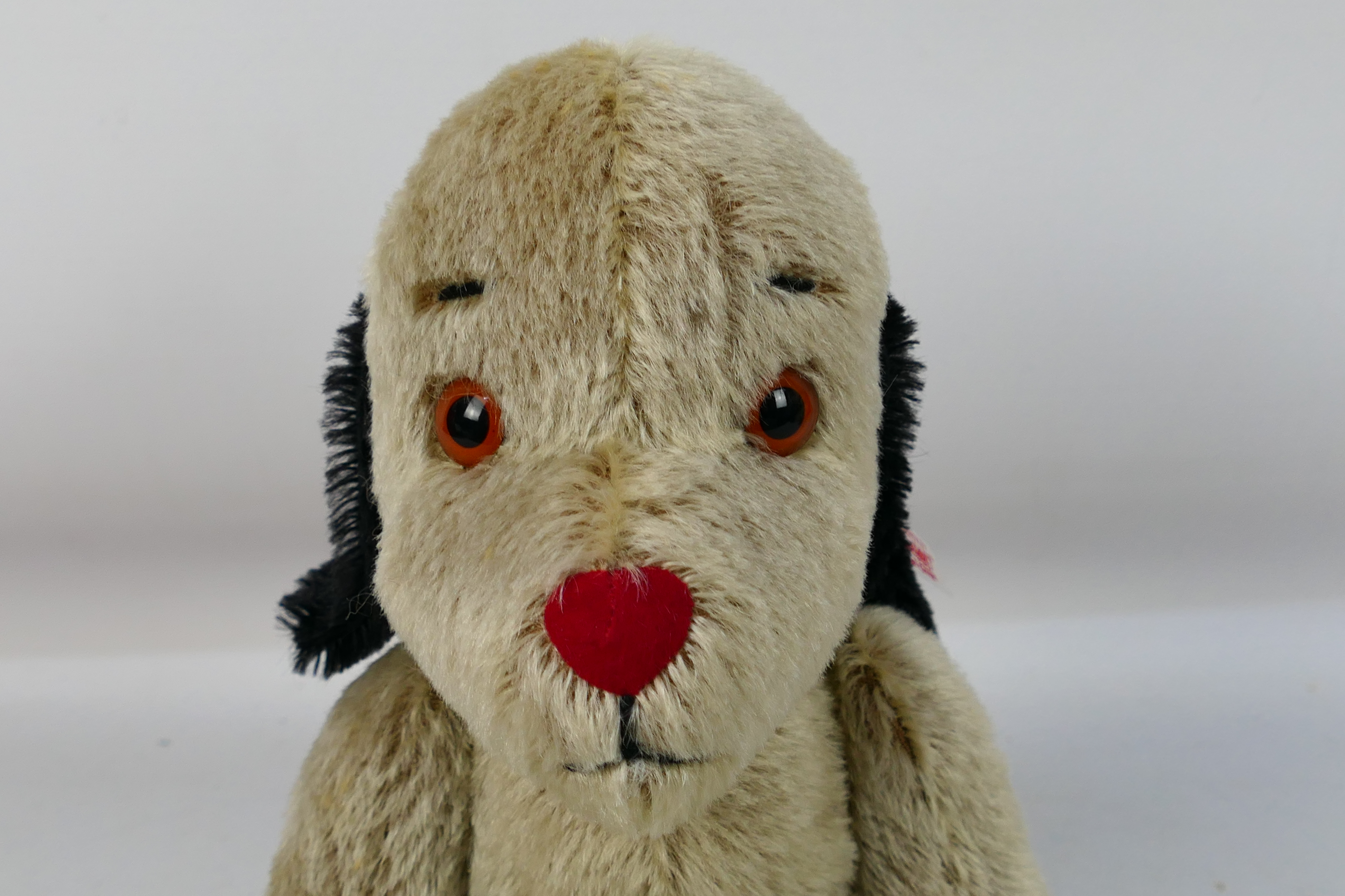 Steiff - Sooty Show - Plush - A Sweep Plush (#664410) from The Sooty Show, - Image 2 of 8