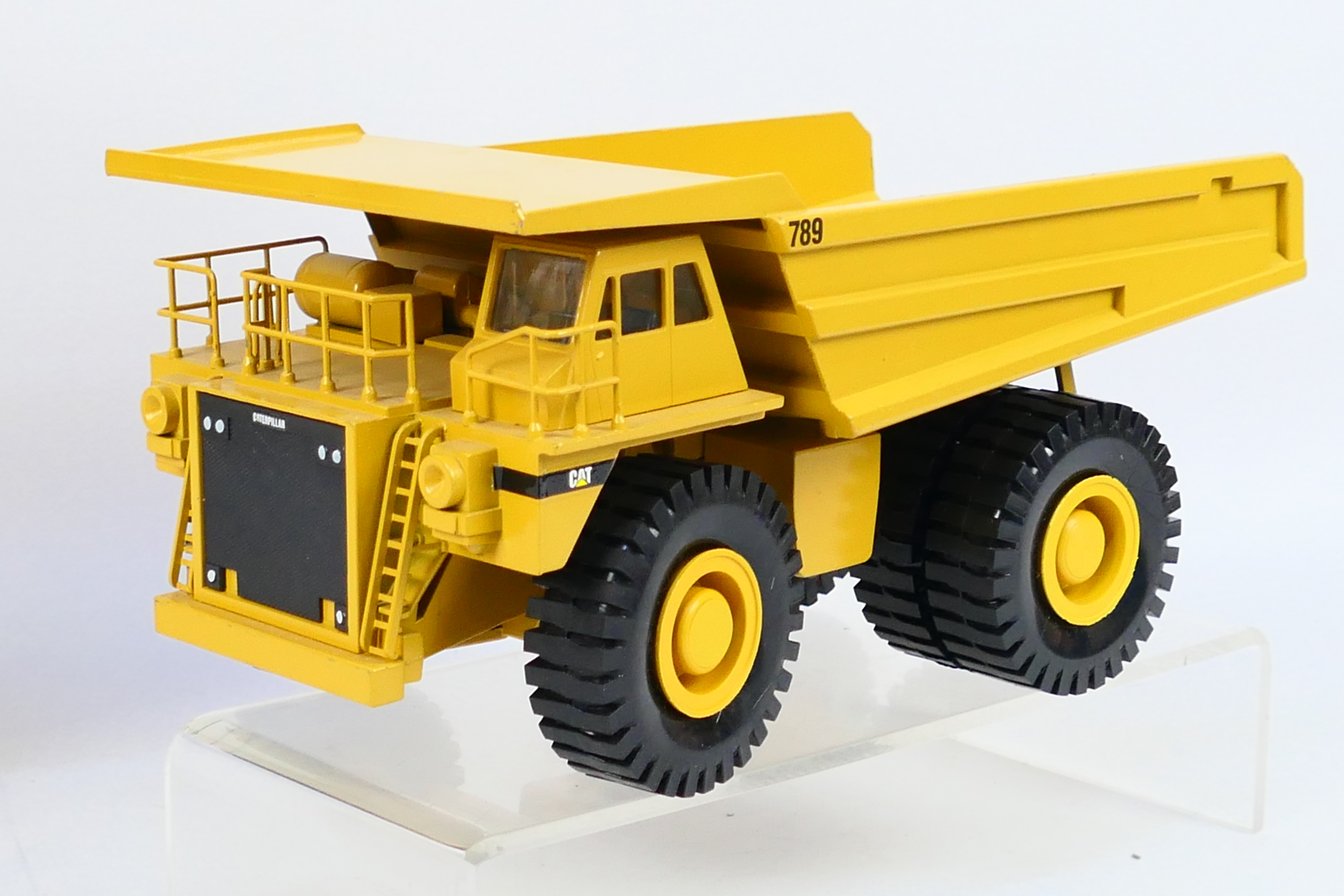 Conrad - NZG - 2 x 1:50 scale construction vehicles, - Image 2 of 7