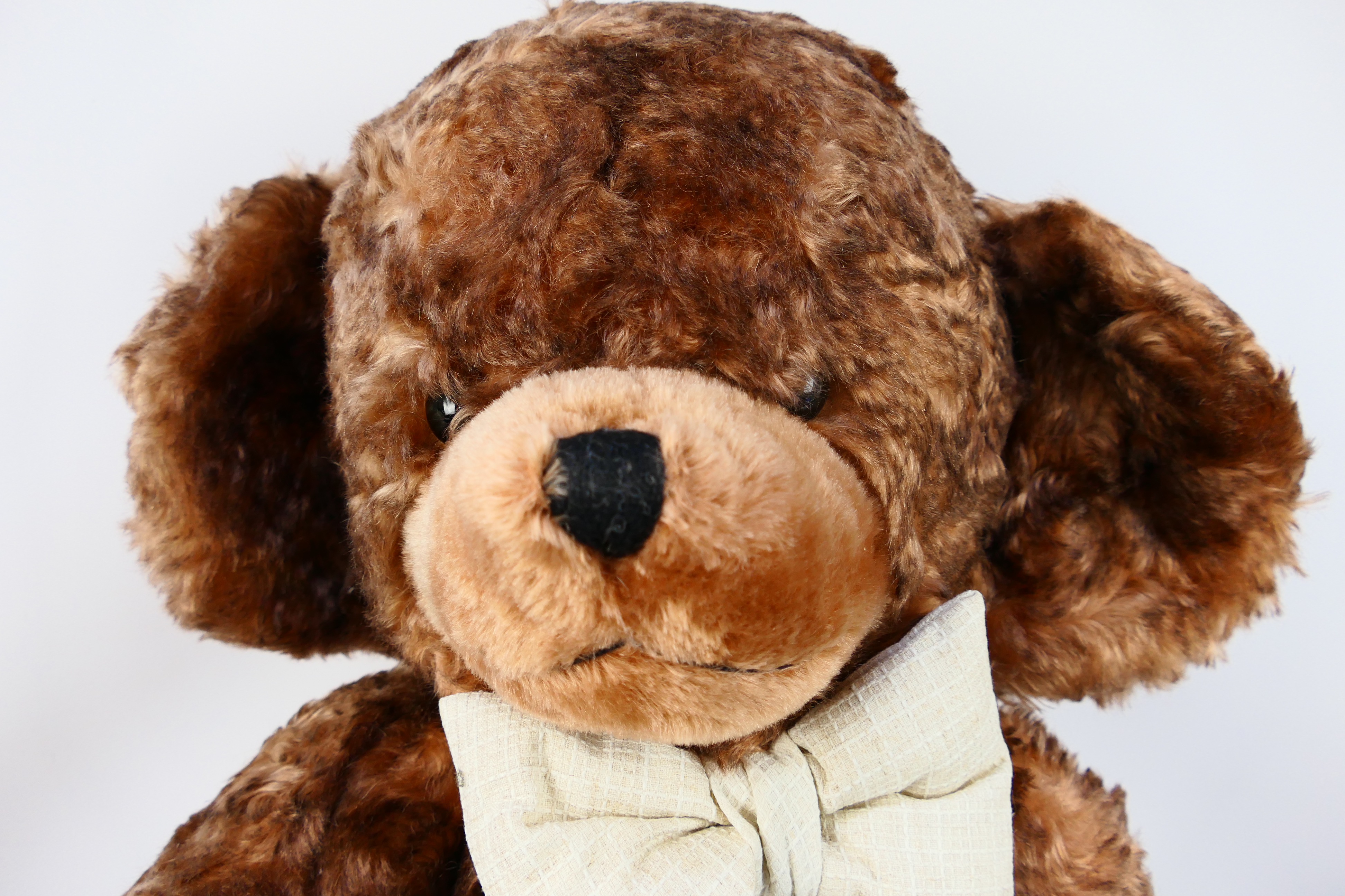 Merrythought - A large Merrythought jointed 'Millenium' teddy bear. - Image 2 of 7