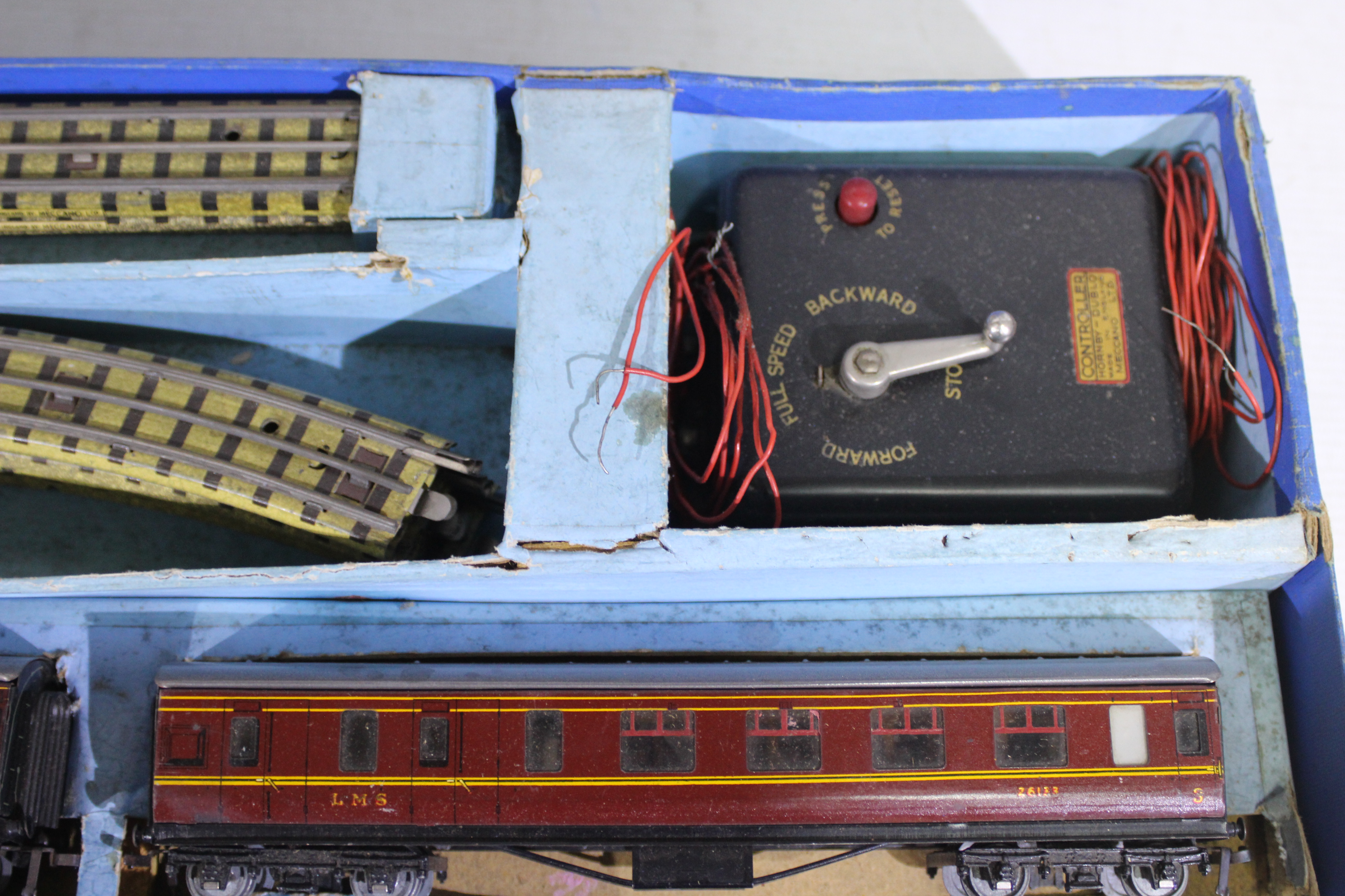 Hornby Dublo - A boxed 3-rail train set with 4-6-2 locomotive Duchess Of Atholl and 2 x coaches # - Image 4 of 7