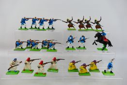 Britains Deetail - A collection of 24 unboxed Britains Deetail French Foreign Legion and Arab