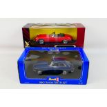 Revell - Road Signature - Two boxed 1:18 scale model cars.