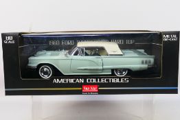Sun Star - A boxed 1:18 scale Sun Star #4305 'American Collectibles' 1960 Ford Thunderbird Hard Top.