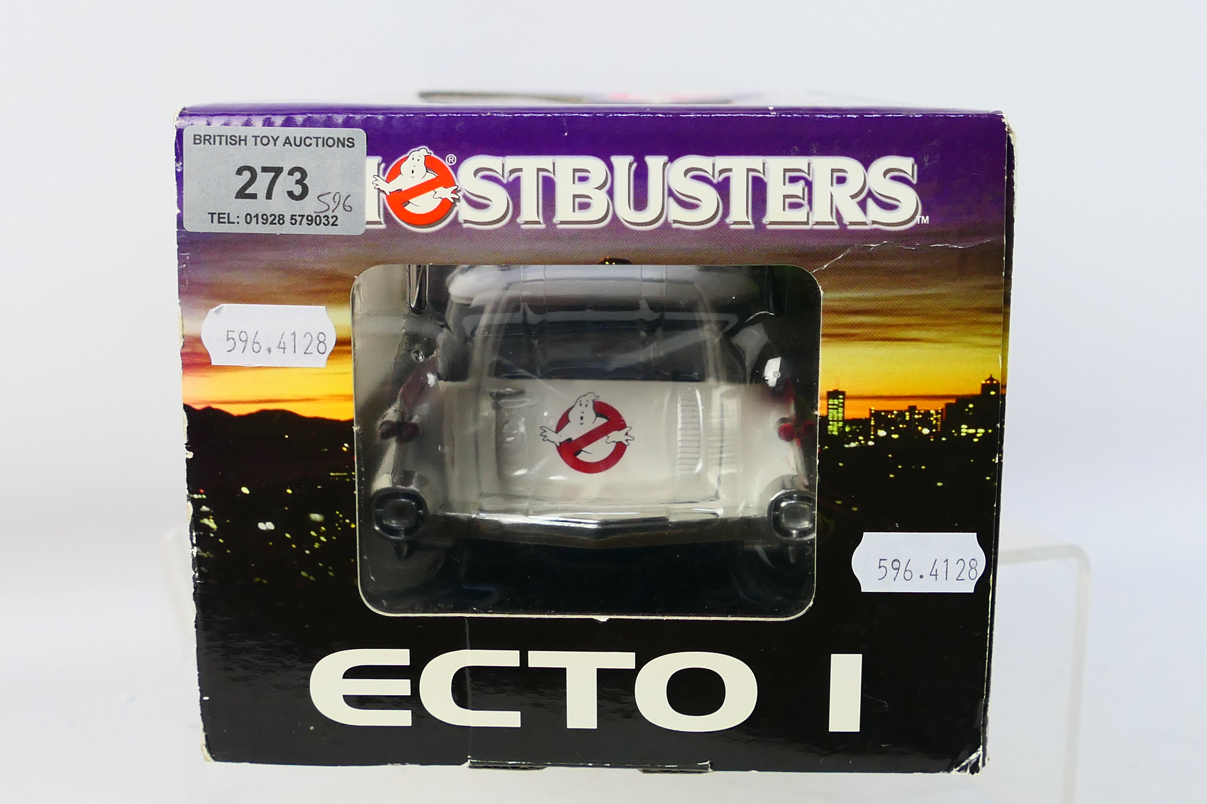 JoyRide - A boxed 1:18 scale Ghostbusters Ecto 1 Cadillac Ambulance # 33538. - Image 5 of 6