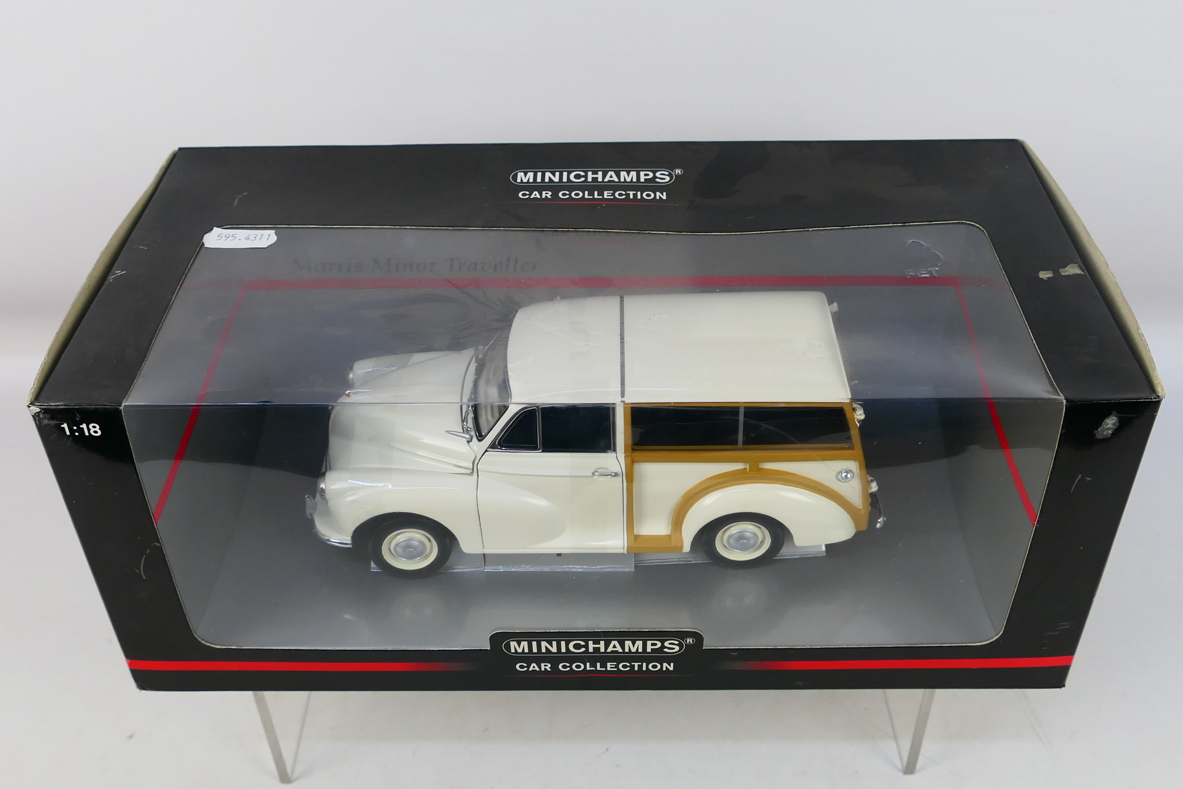 Minichamps - A boxed Minichamps 'Car Collection' #150137010 1:18 scale Morris Minor Traveller. - Image 3 of 3