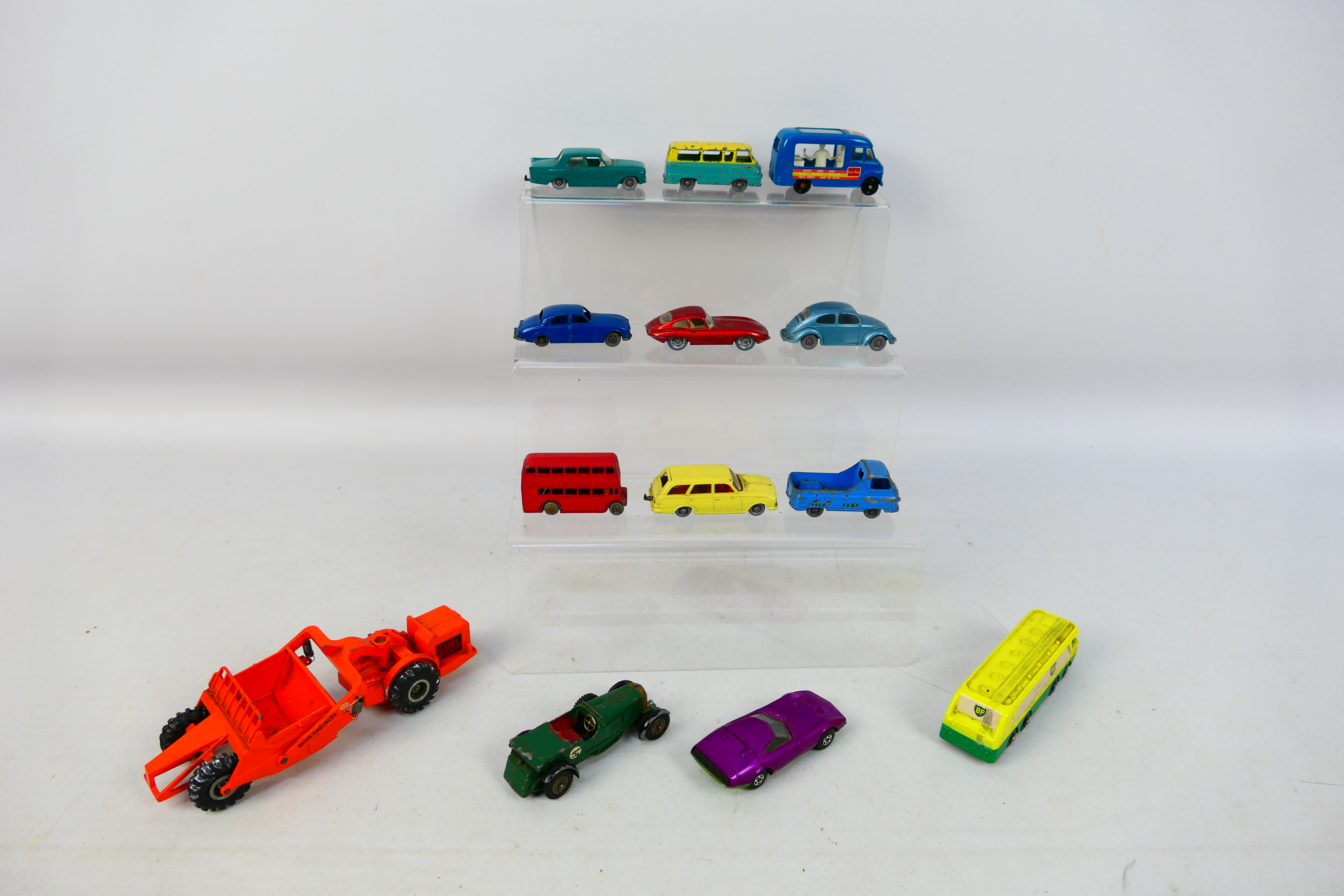 Matchbox - An unboxed collection of Matchbox diecast model vehicles mainly Regular Wheels. - Bild 8 aus 11