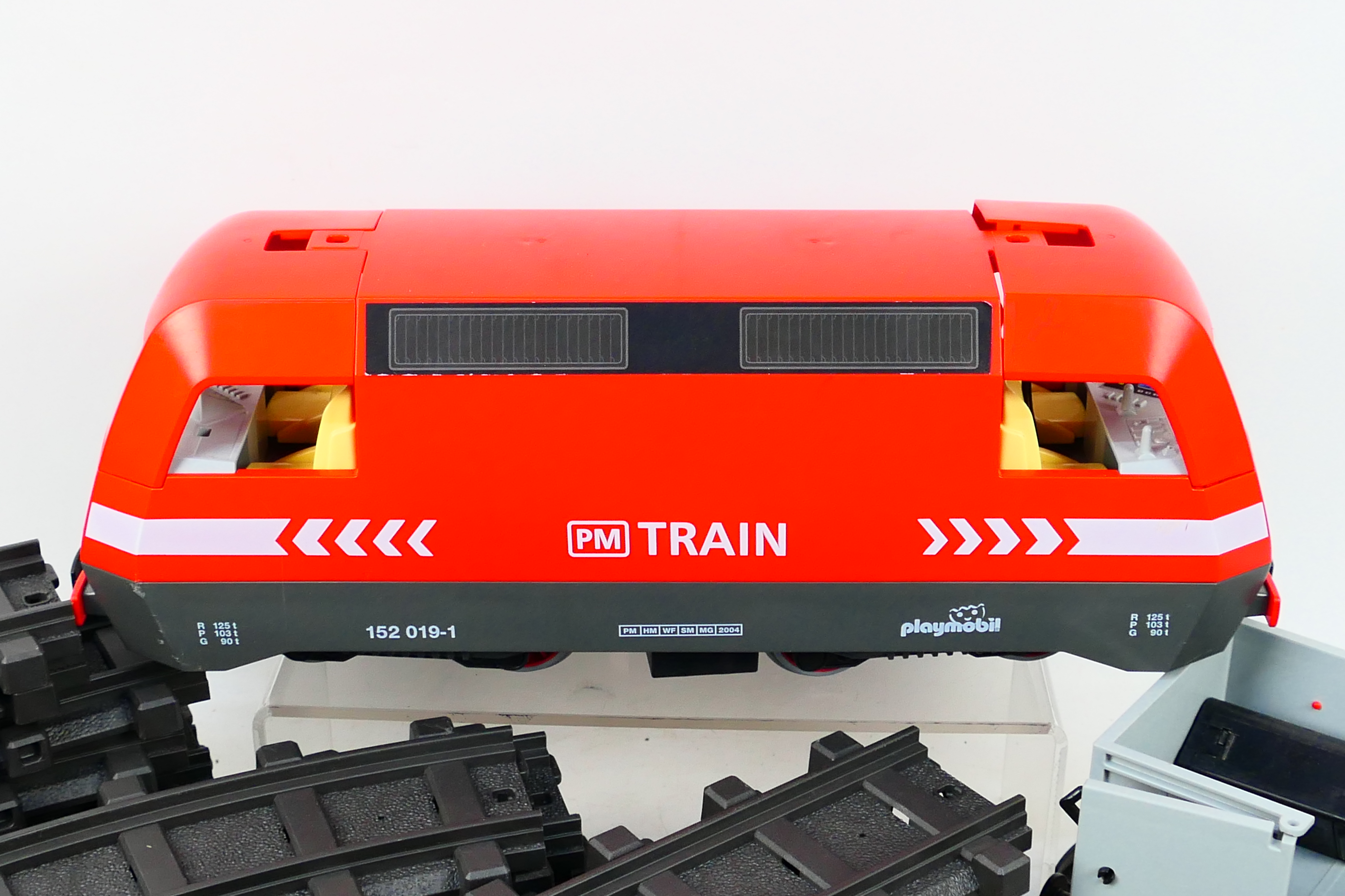 Playmobil - An unboxed Plymobil #4010 remote control Cargo Train Set. - Bild 2 aus 5