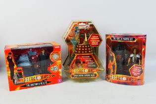 Character Options - Doctor Who - A set of 3 5.