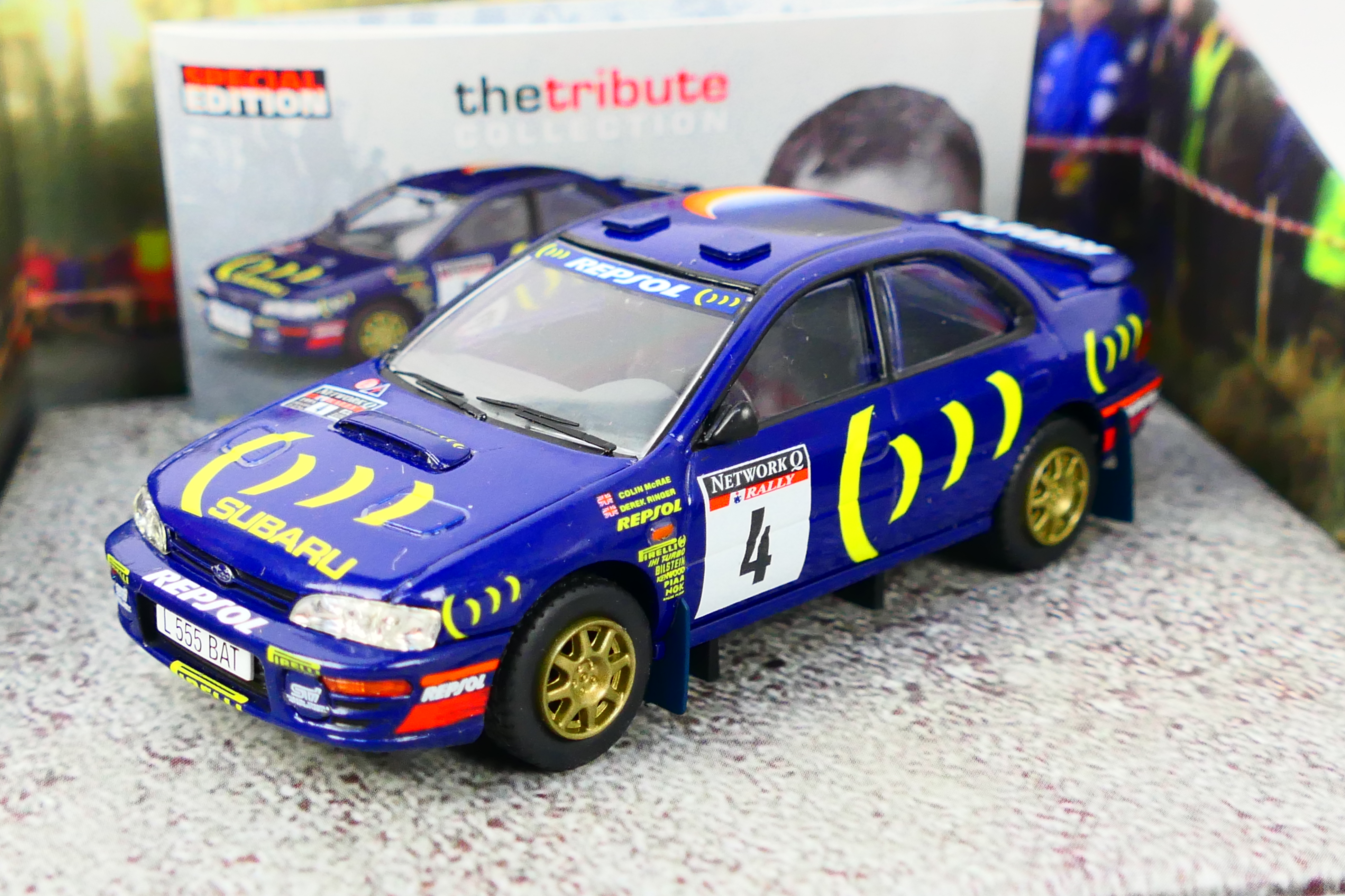 Corgi - A boxed Special Edition 'Colin McRae Motorsport - The Tribute Collection' VA12100 Subaru - Bild 2 aus 4