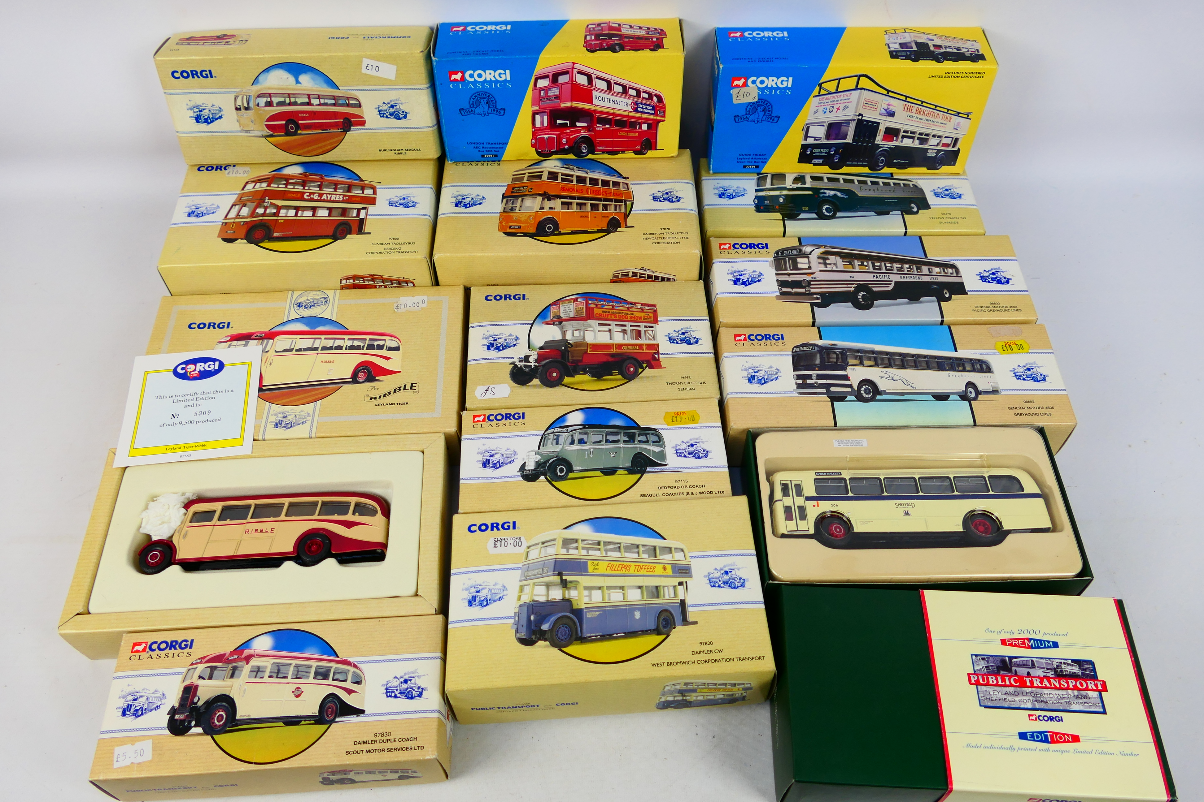 Corgi - 14 x boxed bus models including London Transport AEC Routemaster # 35001,