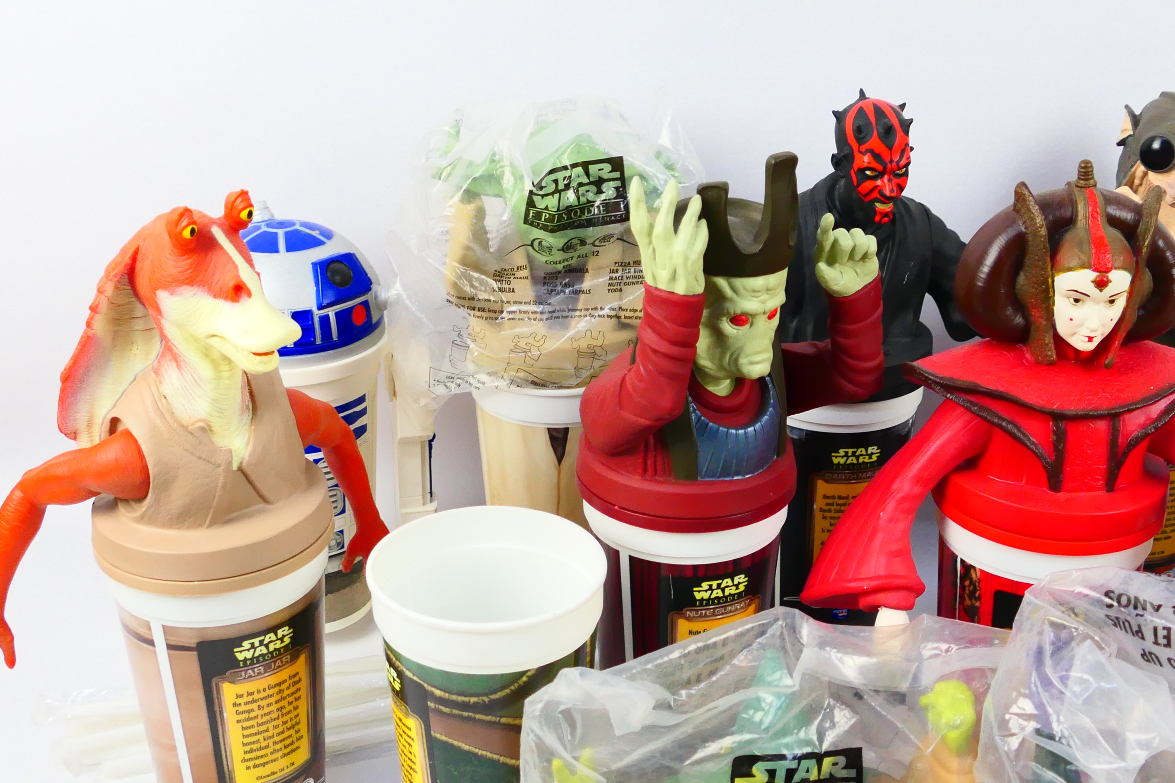 Pepsi - KFC - Star Wars - 12 x unused 1999 Star Wars Slurpee Cups with toppers and straws including - Image 2 of 4