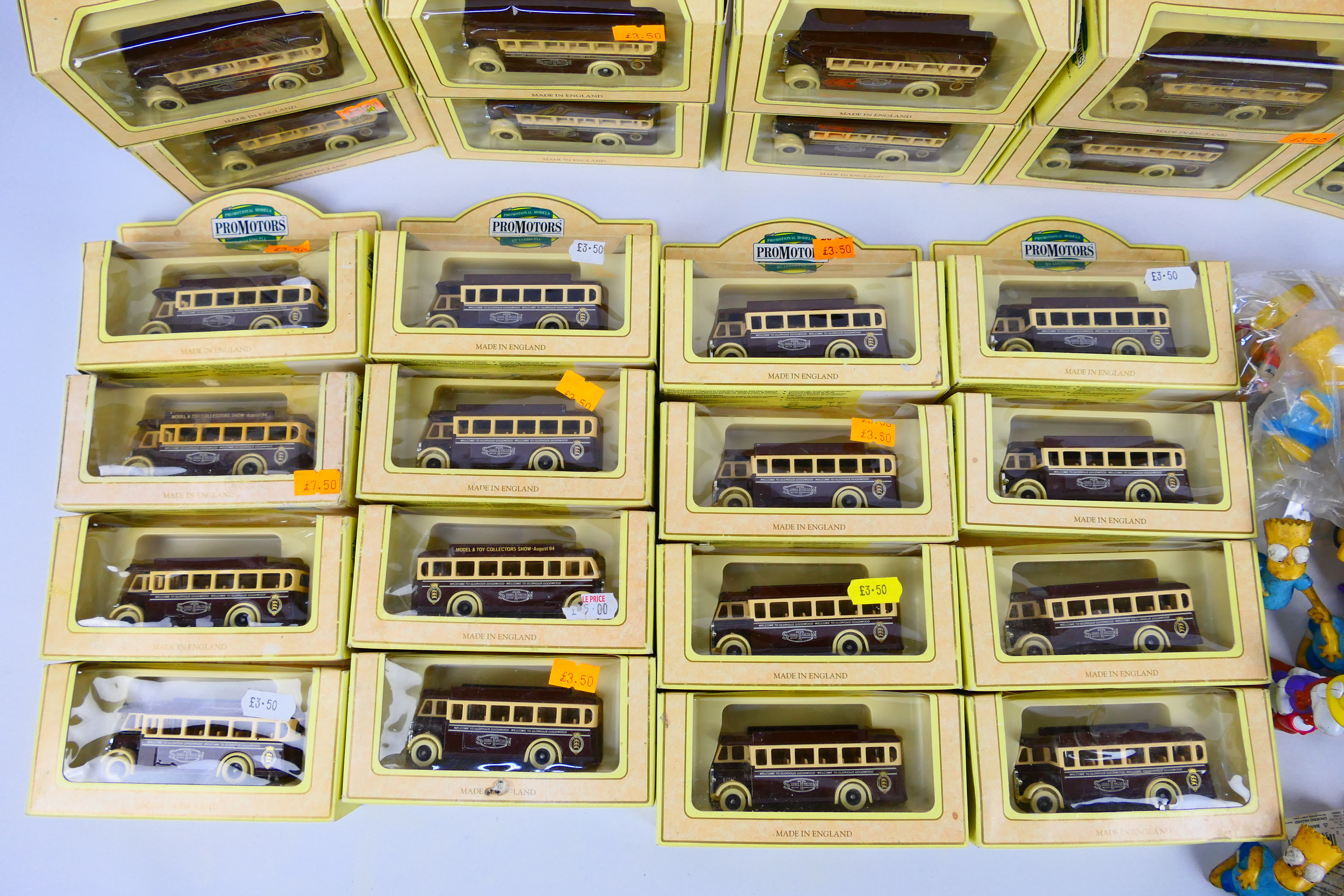 Lledo - Disney - 26 x boxed bus models with Welcome to Goodwood 94 livery and a quantity of plastic - Bild 3 aus 4