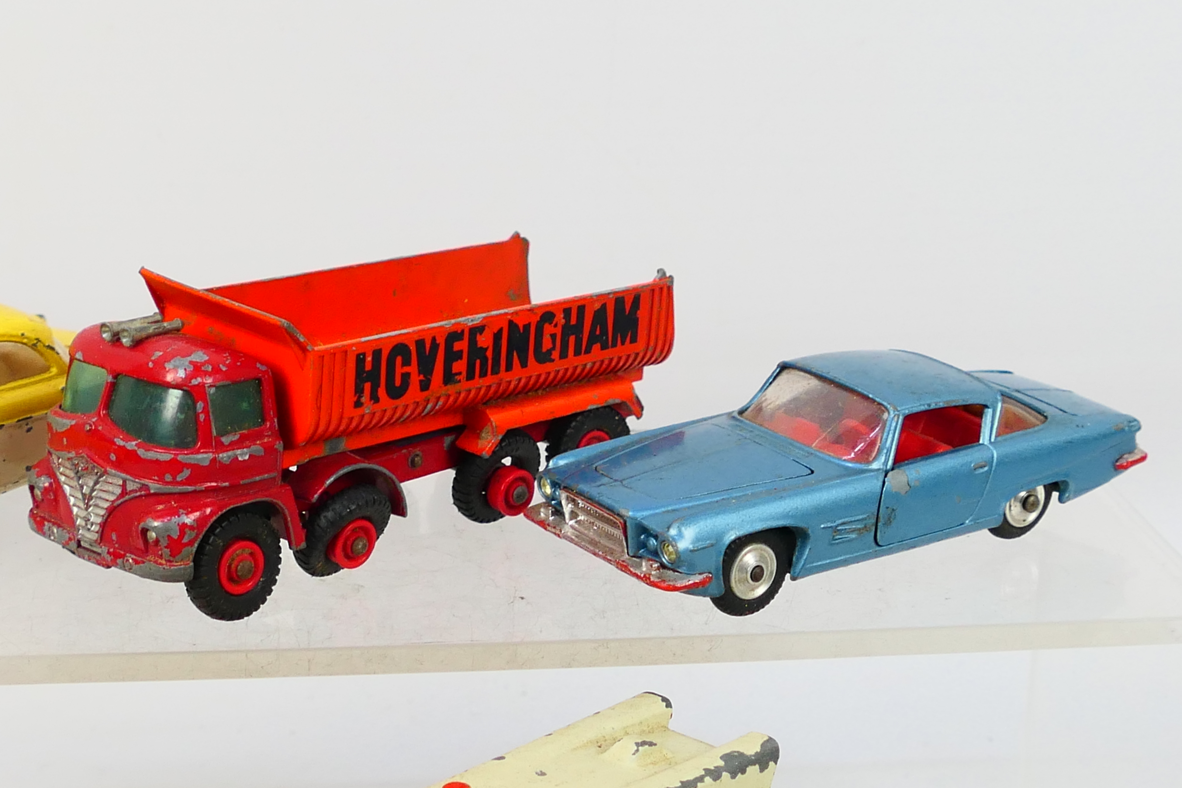Spot-On - Dinky Toys - Corgi Toys - Matchbox - An unboxed collection of 10 playworn diecast model - Image 3 of 6