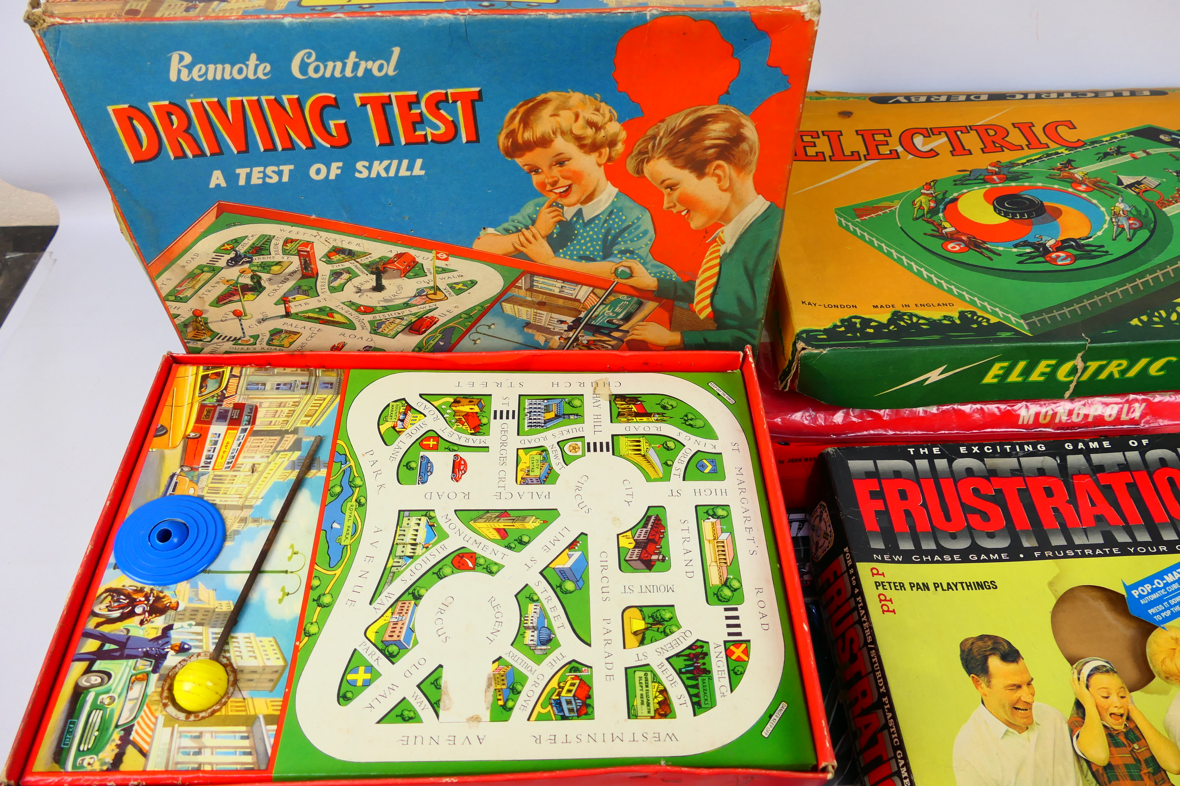 Waddingtons - Peter Pan Playthings - Others - A group of vintage games, - Image 6 of 7