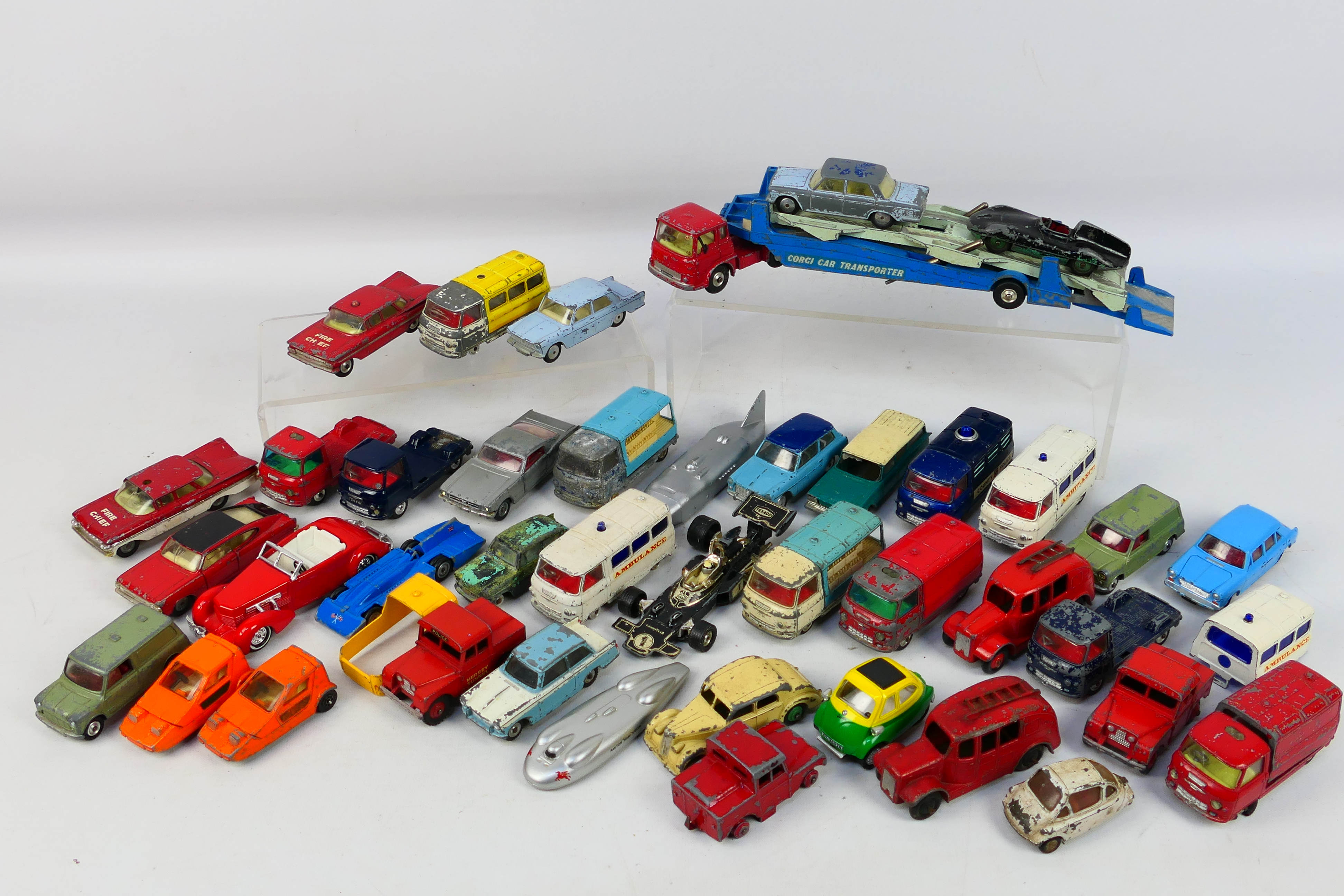 Dinky Toys - Corgi Toys - Matchbox - Other - Over 40 unboxed playworn diecast model vehicles.