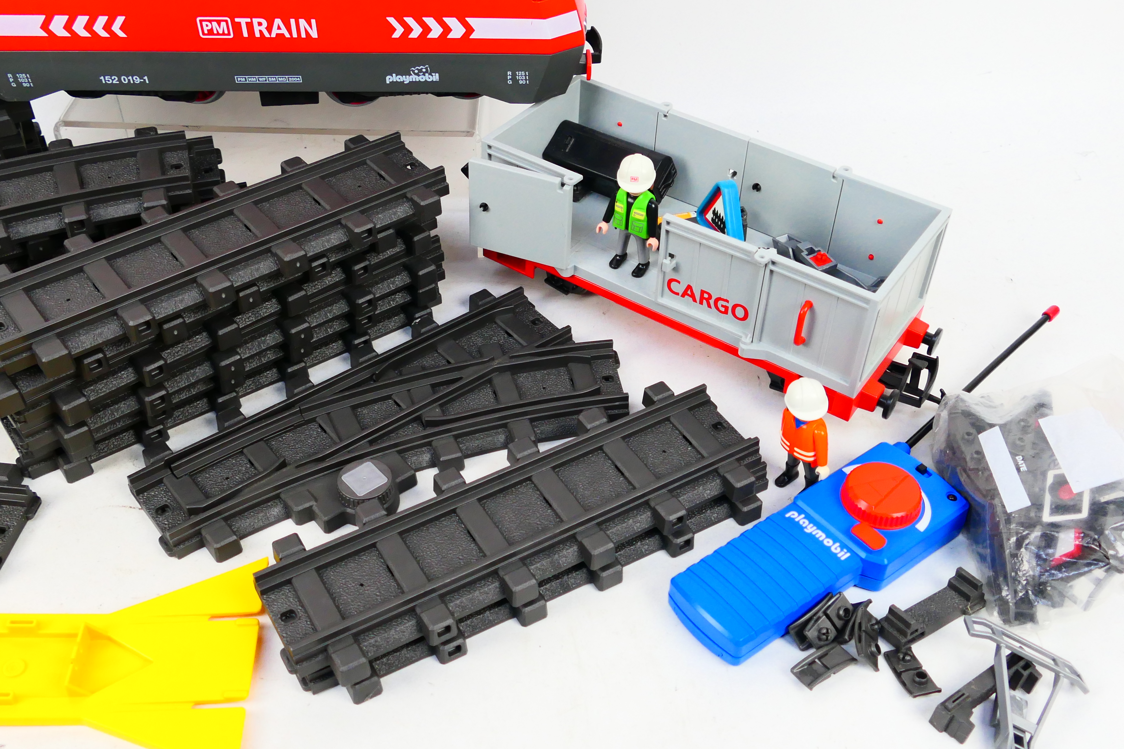 Playmobil - An unboxed Plymobil #4010 remote control Cargo Train Set. - Bild 5 aus 5