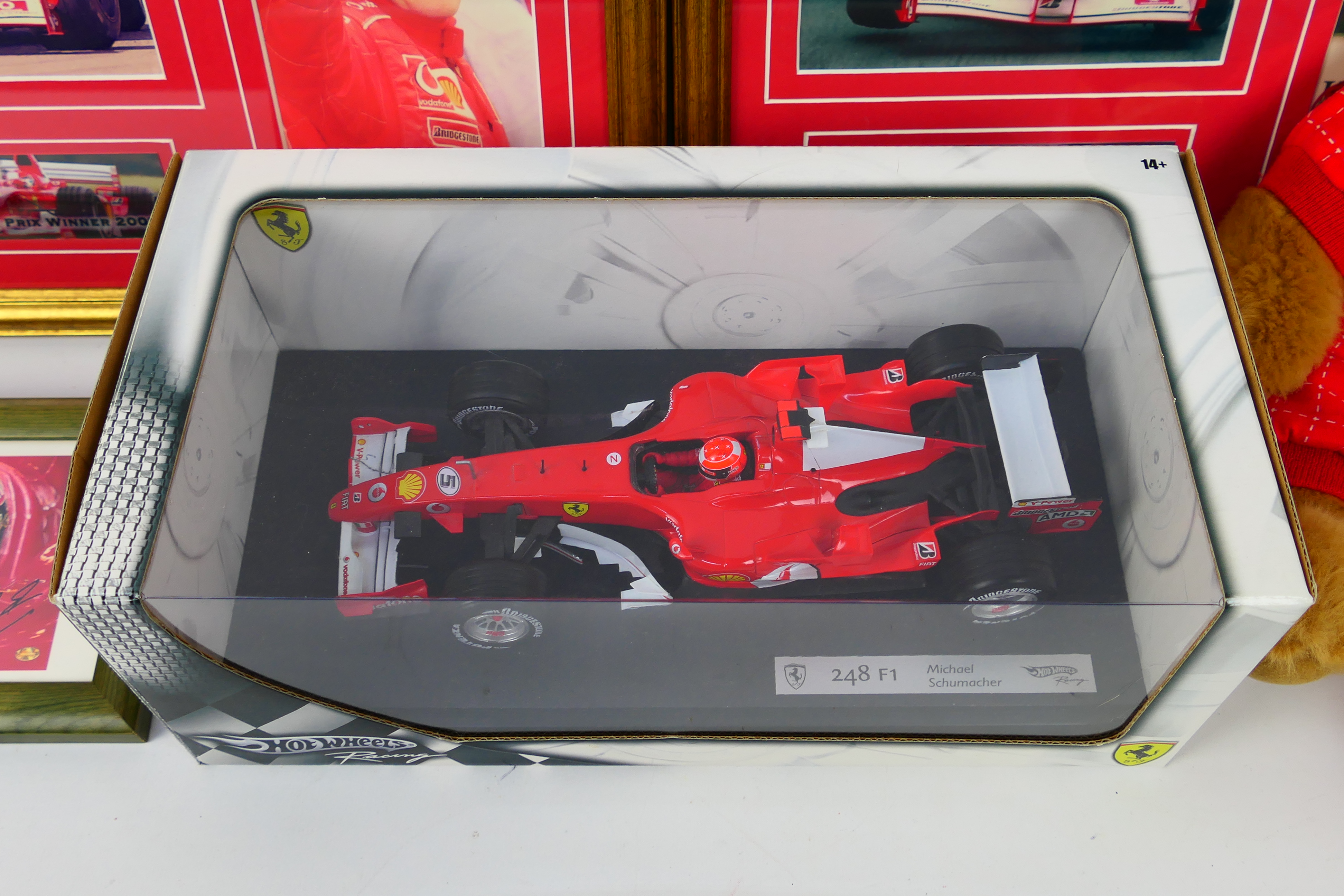 Hot Wheels - A boxed 1:18 scale Hot Wheels 'Racing' J2980 Ferrari 248 F1 diecast racing car. - Image 3 of 7