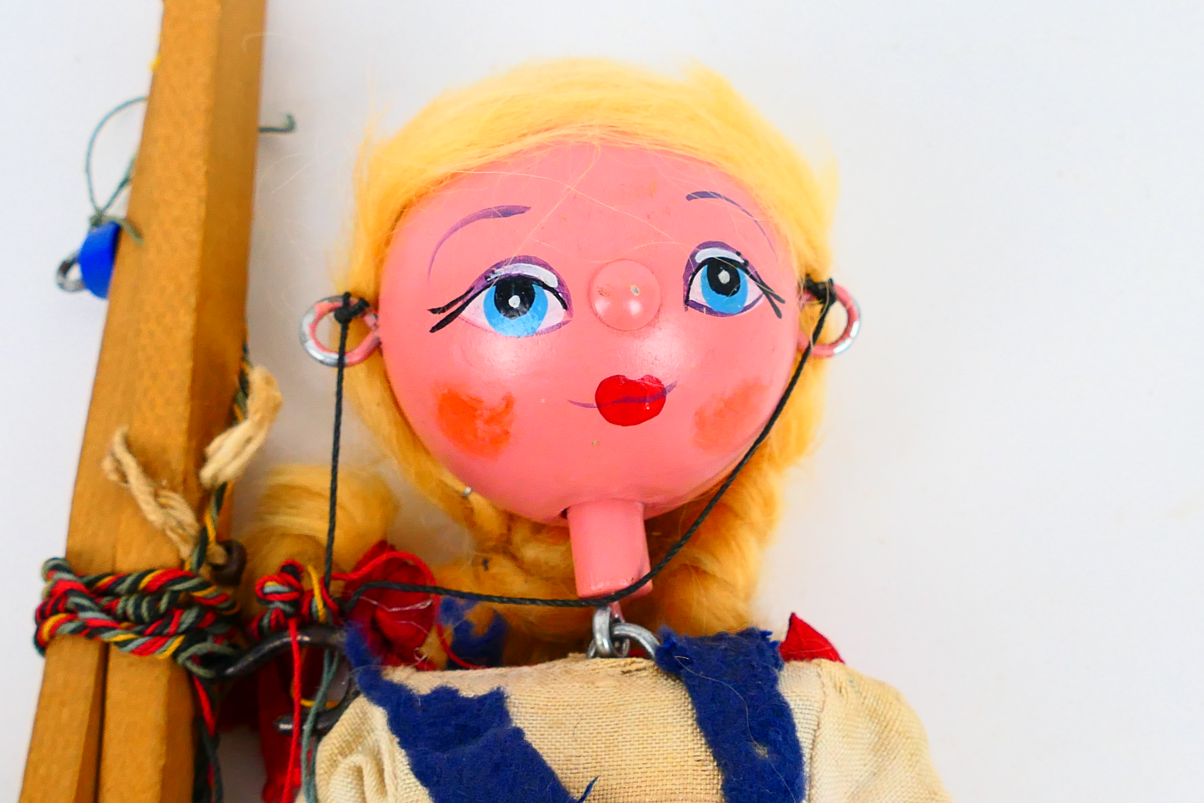 Pelham's Puppets - Dutch Boy & Girl. - Image 3 of 7