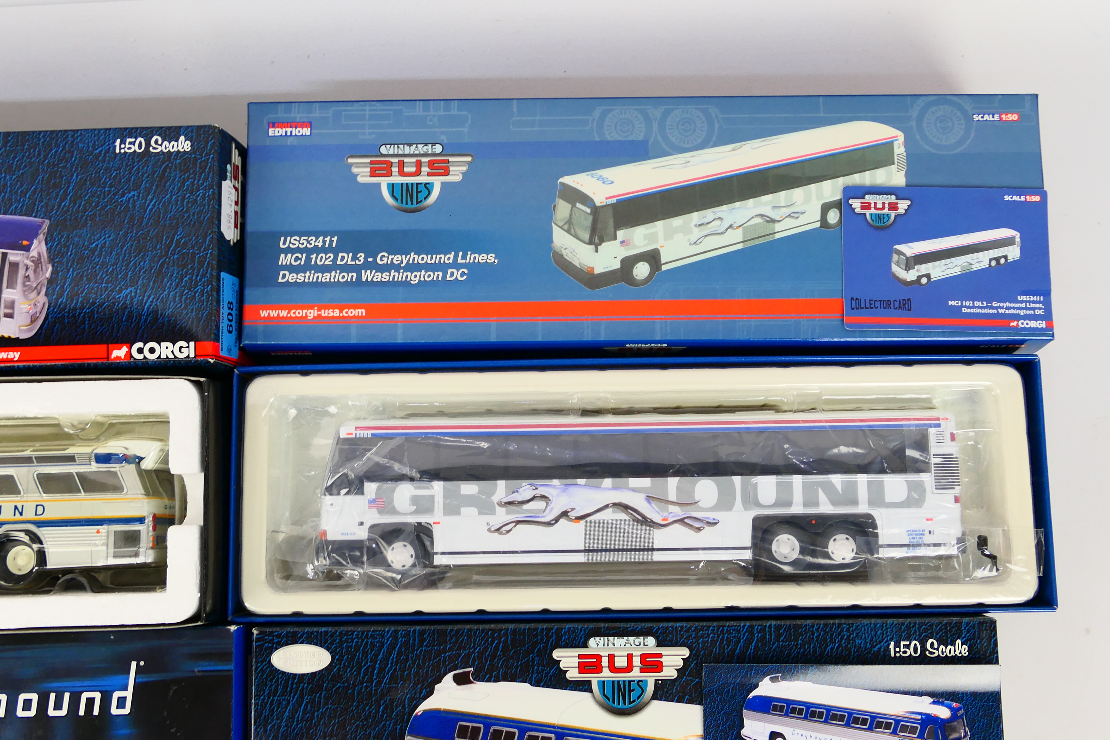 Corgi - 4 x boxed American Greyhound Bus models, Flxable Clipper # US54204, GM Fishbowl # US54316, - Image 5 of 5