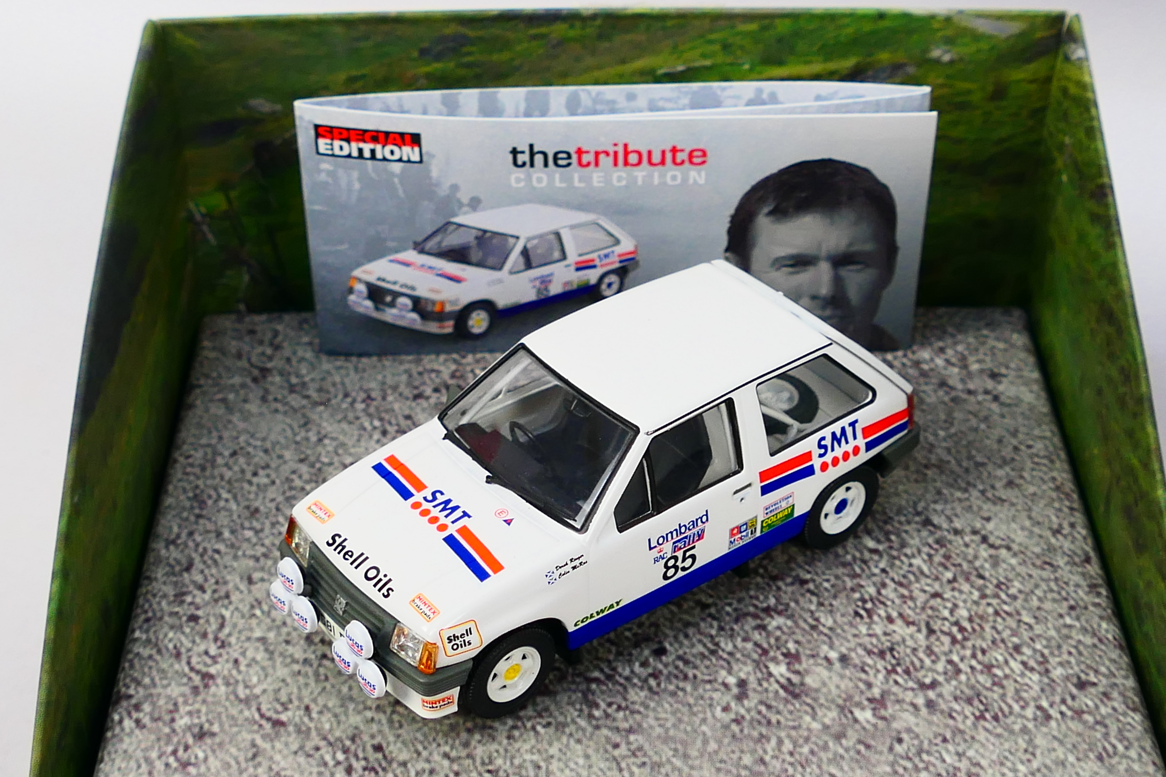 Corgi - A boxed Special Edition 'Colin McRae Motorsport - The Tribute Collection' VA11401 Vauxhall - Image 3 of 4