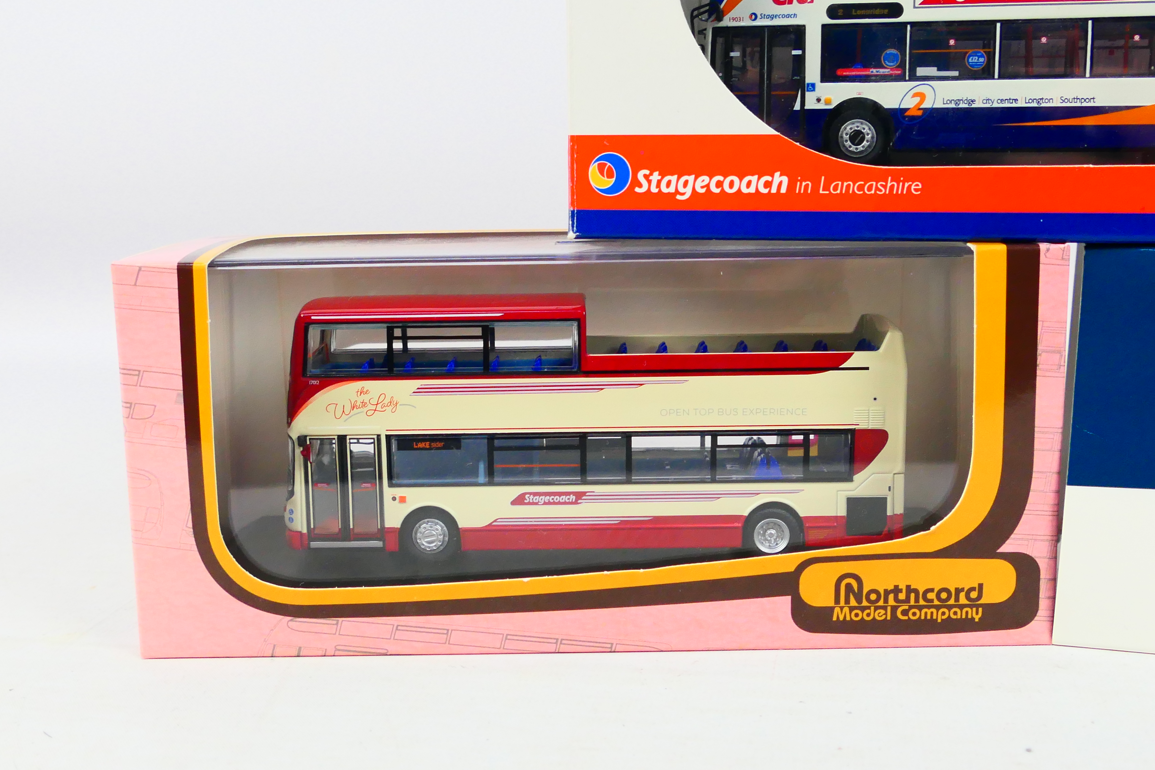 Creative Master - Northcord - Bus By Bono - 3 x models in 1:76 scale, - Bild 3 aus 5