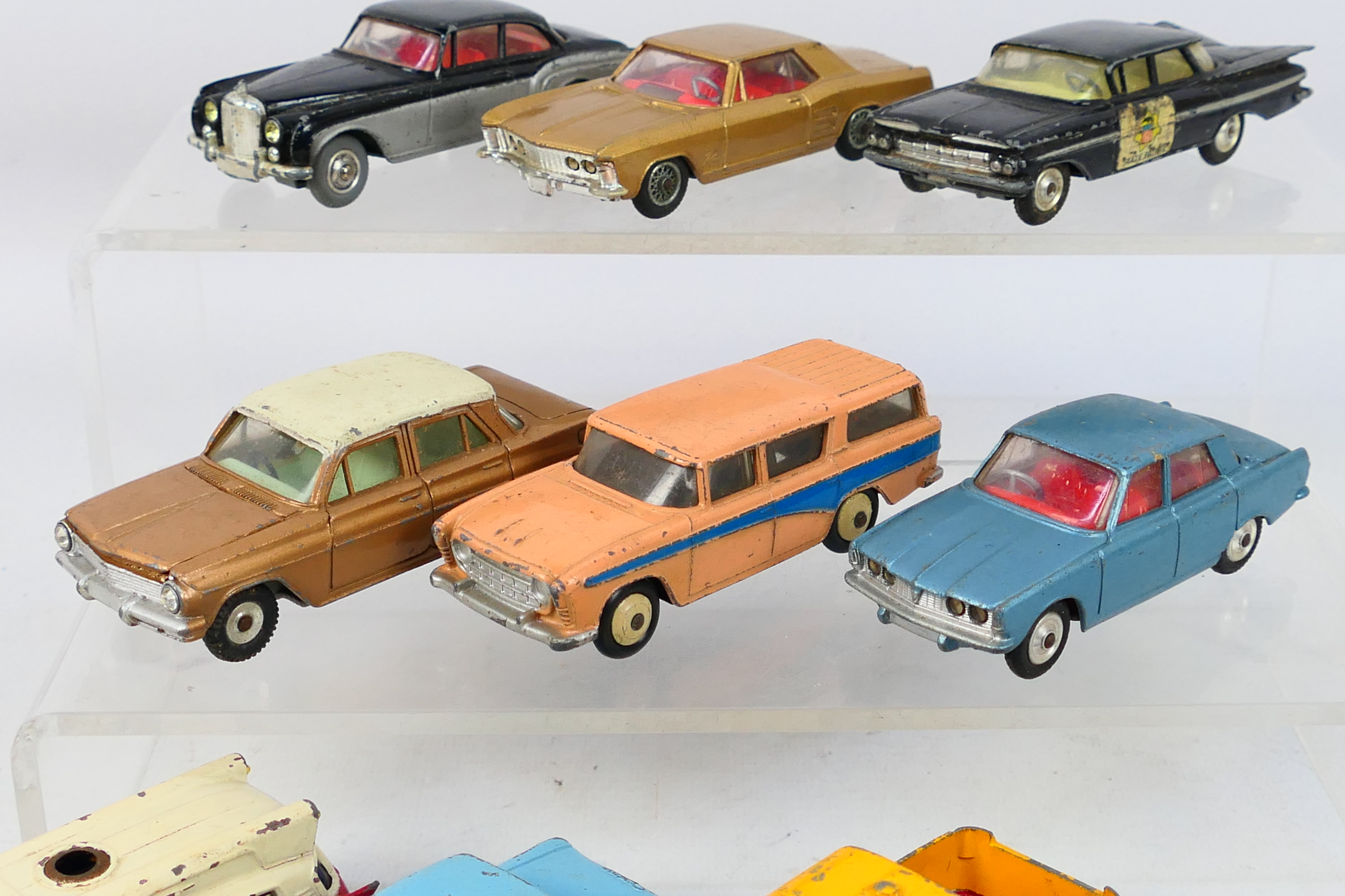 Dinky Toys - Corgi Toys - An unboxed group of 10 playworn diecast model vehicles. - Image 3 of 5