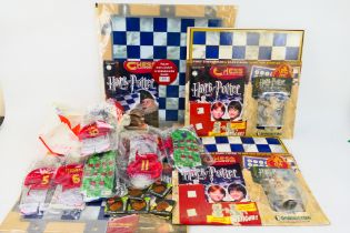 DeAgostini - Harry Potter - McDonalds - Jurassic Park - 2 x unopened Harry Potter chessboard bases