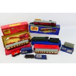 Hornby - Dublo - A group of boxed items, a 3-rail Mallard locomotive # 3211,