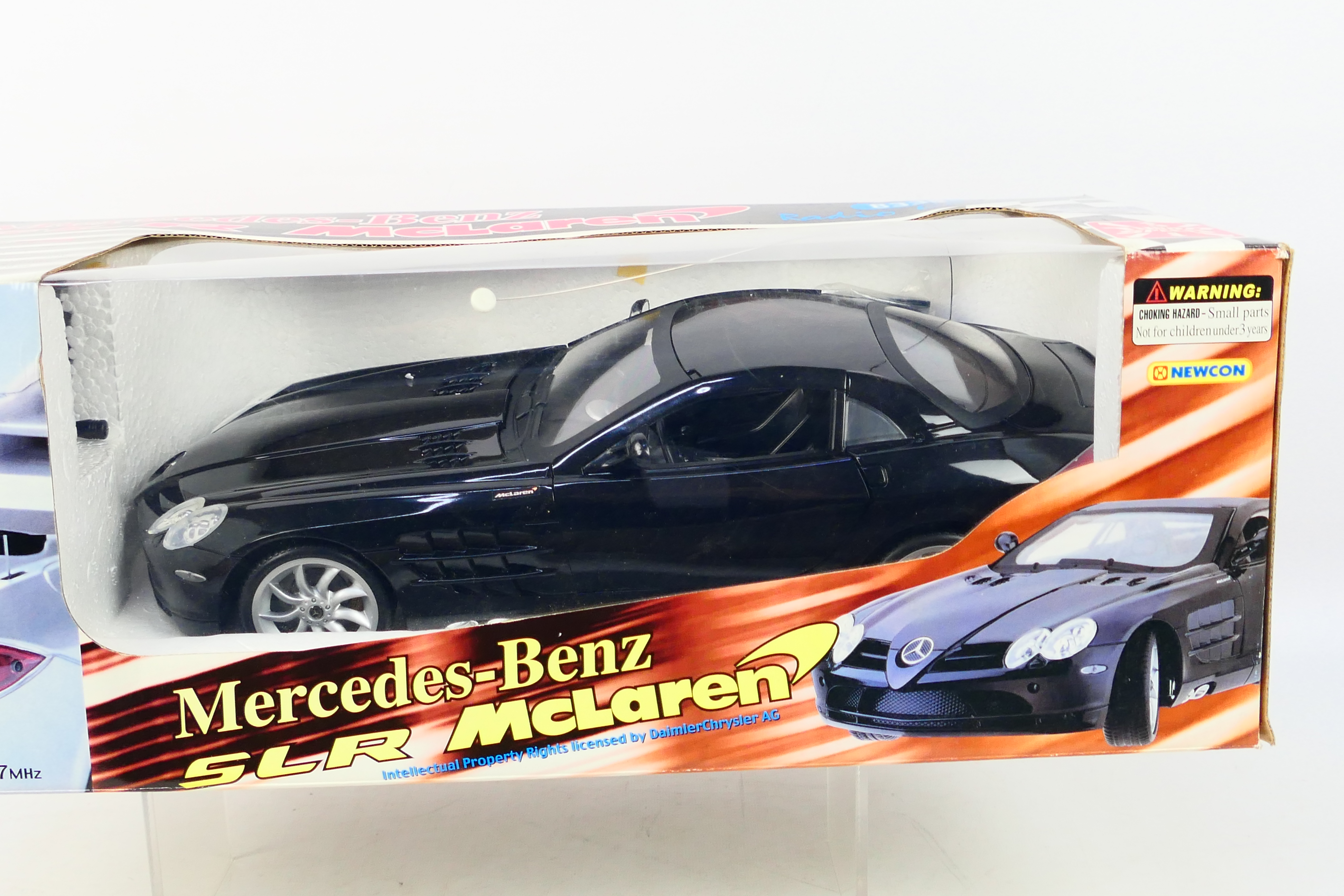 NewCon - A boxed NewCon Radio Control Mercedes Benz SLR McLaren. - Image 2 of 3