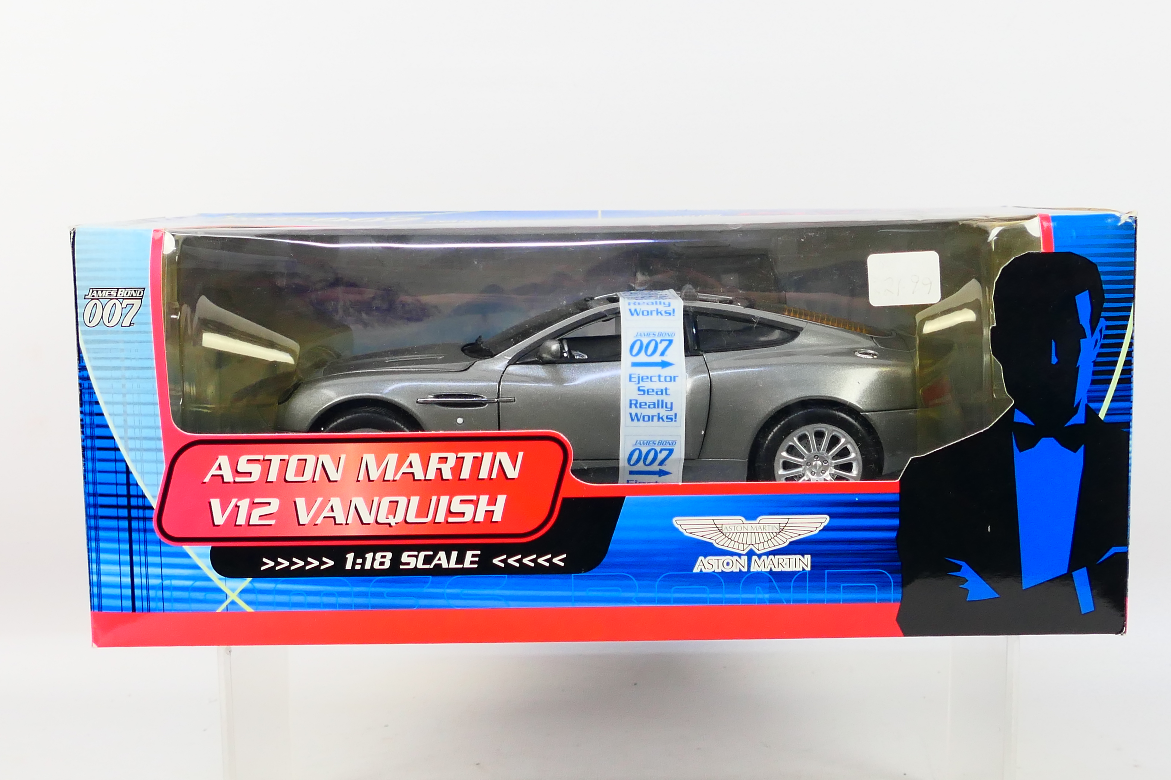 Pauls Model Art - James Bond - A 1:18 scale Aston Martin V12 Vanquish from Die Another Day with