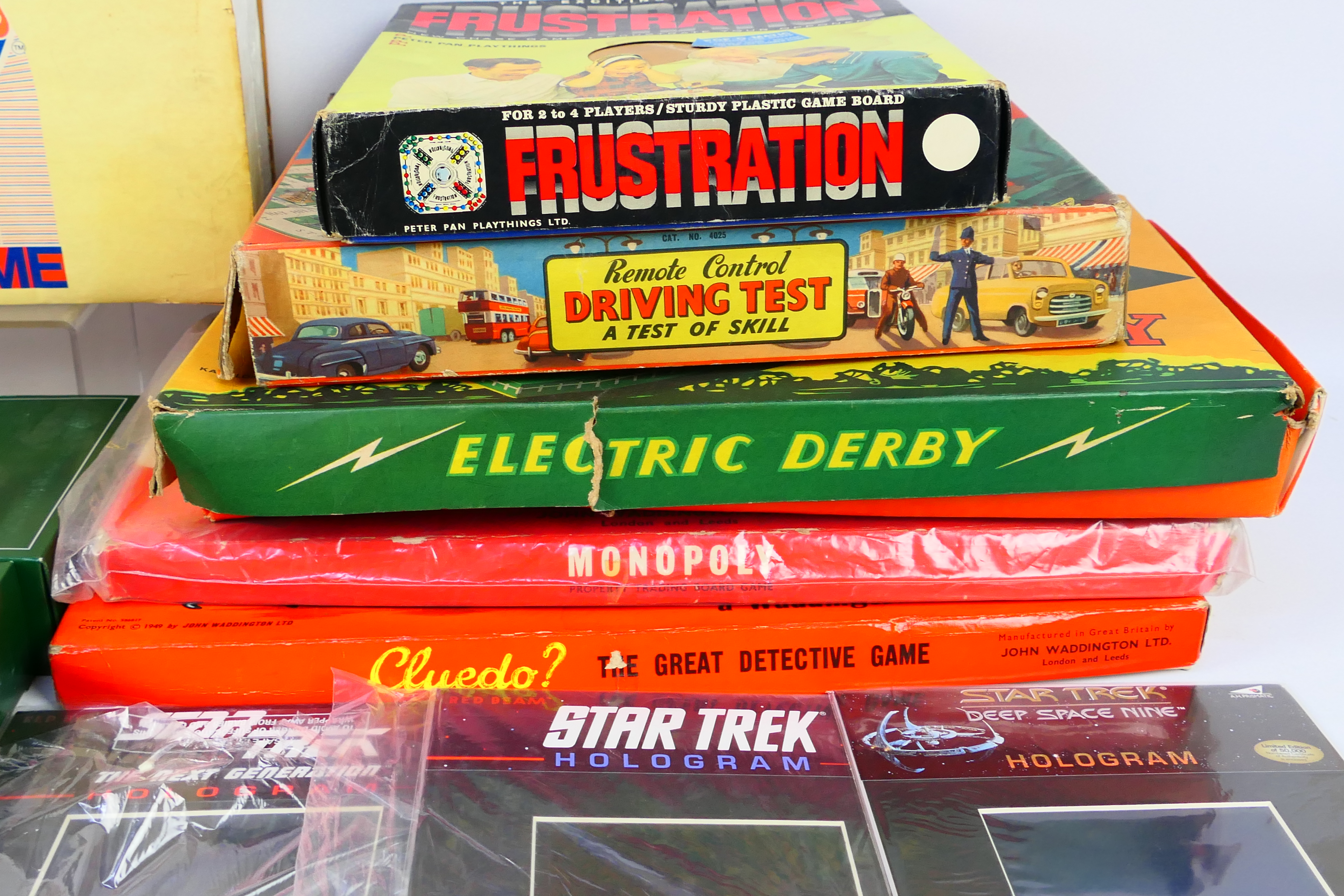 Waddingtons - Peter Pan Playthings - Others - A group of vintage games, - Image 2 of 7