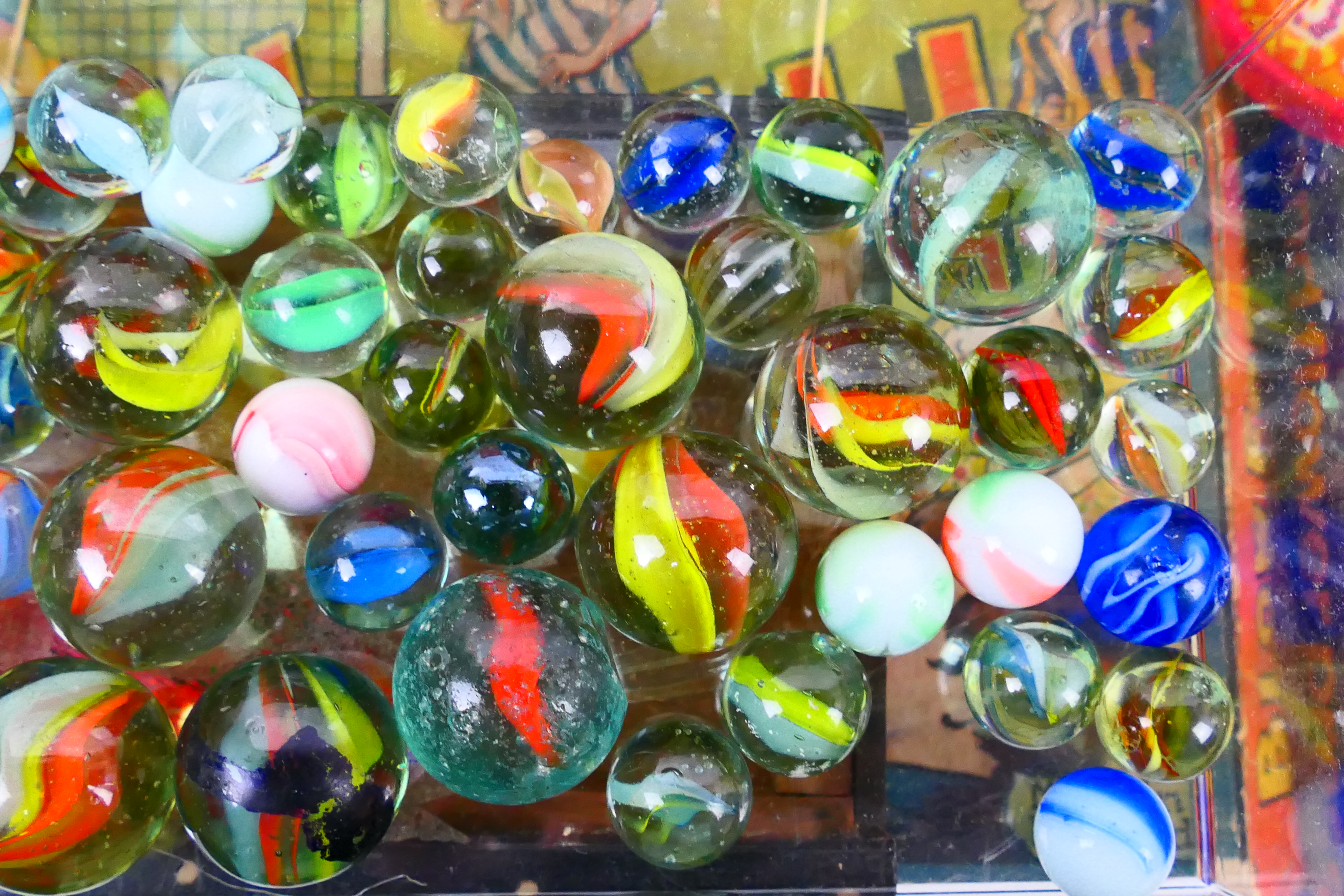 Marbles - Kim Toys - Cherilea - Hilco - A collection of vintage toys including marbles, - Image 10 of 10