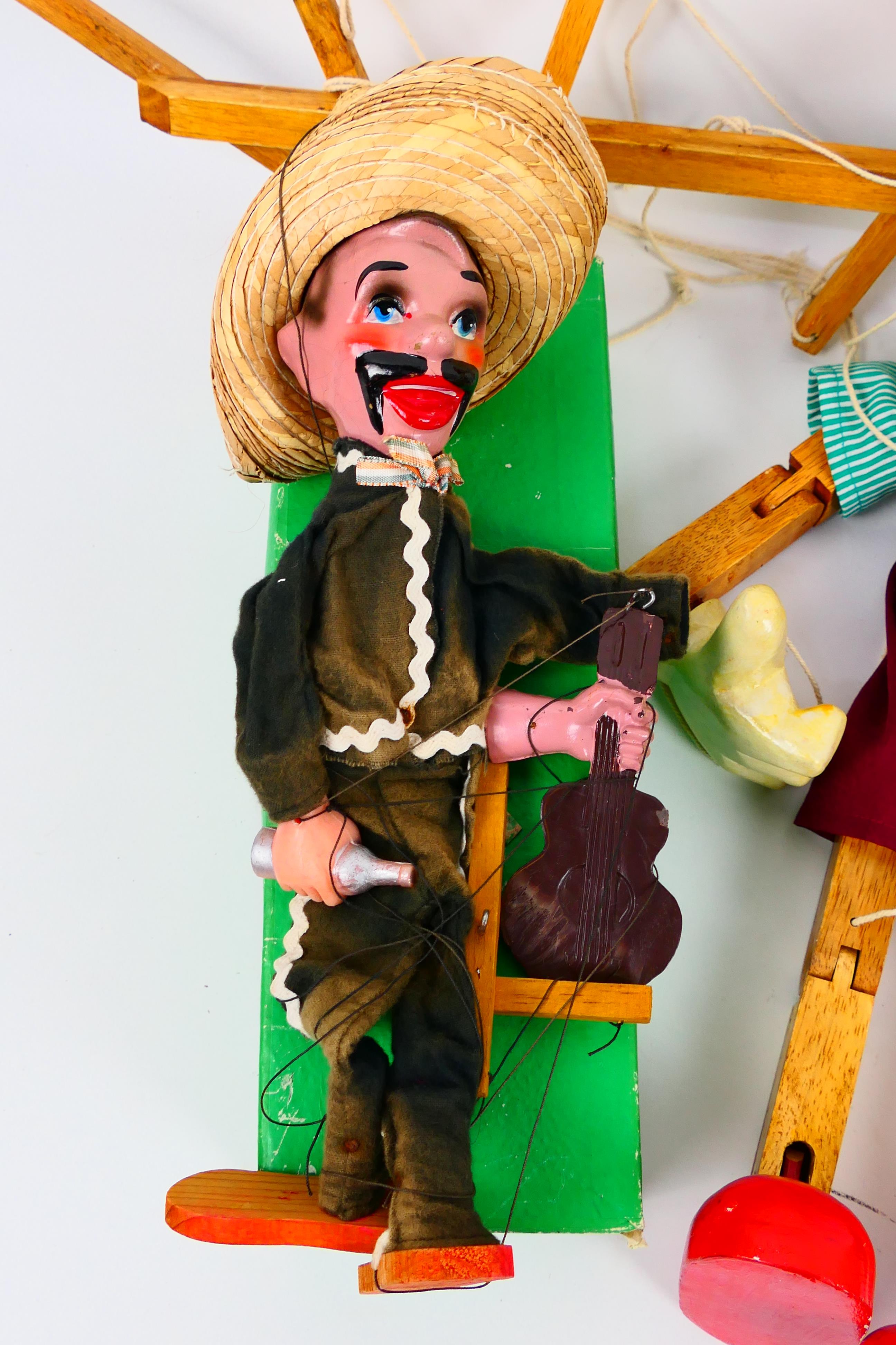 Puppet - Three unmarked vintage string puppets. - Image 2 of 4