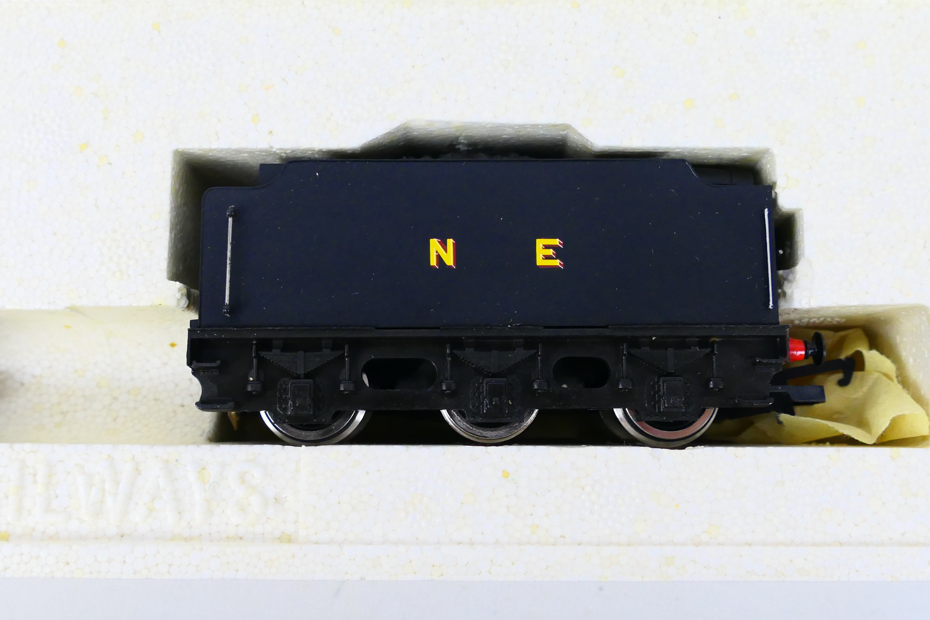 Hornby - A boxed Hornby 'Top Link' OO gauge R2021 $-4-0 steam locomotive and tender Op.No. - Bild 3 aus 4