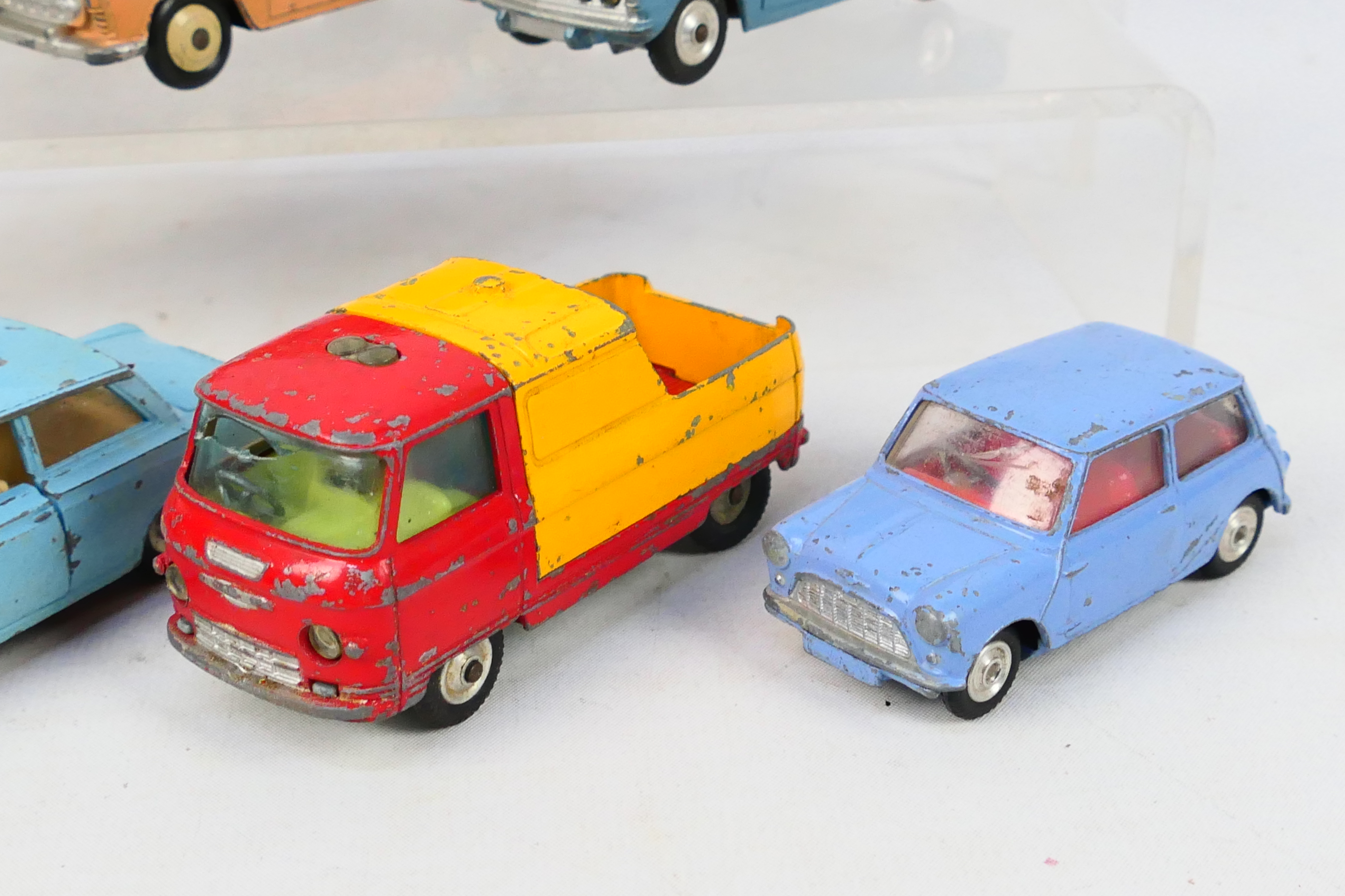 Dinky Toys - Corgi Toys - An unboxed group of 10 playworn diecast model vehicles. - Image 5 of 5