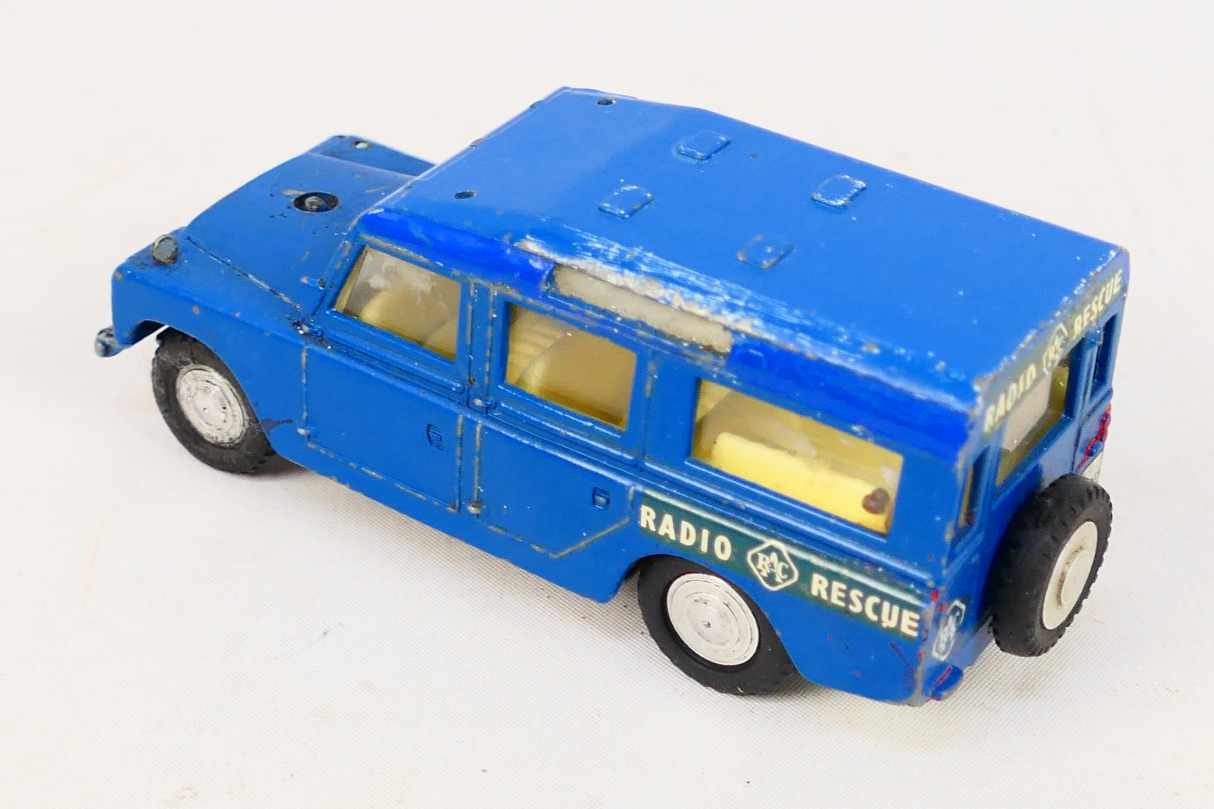 Spot-On - Two unboxed diecast model vehicles from Spot-On. - Image 6 of 7