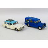 Spot-On - Two unboxed diecast model vehicles from Spot-On.