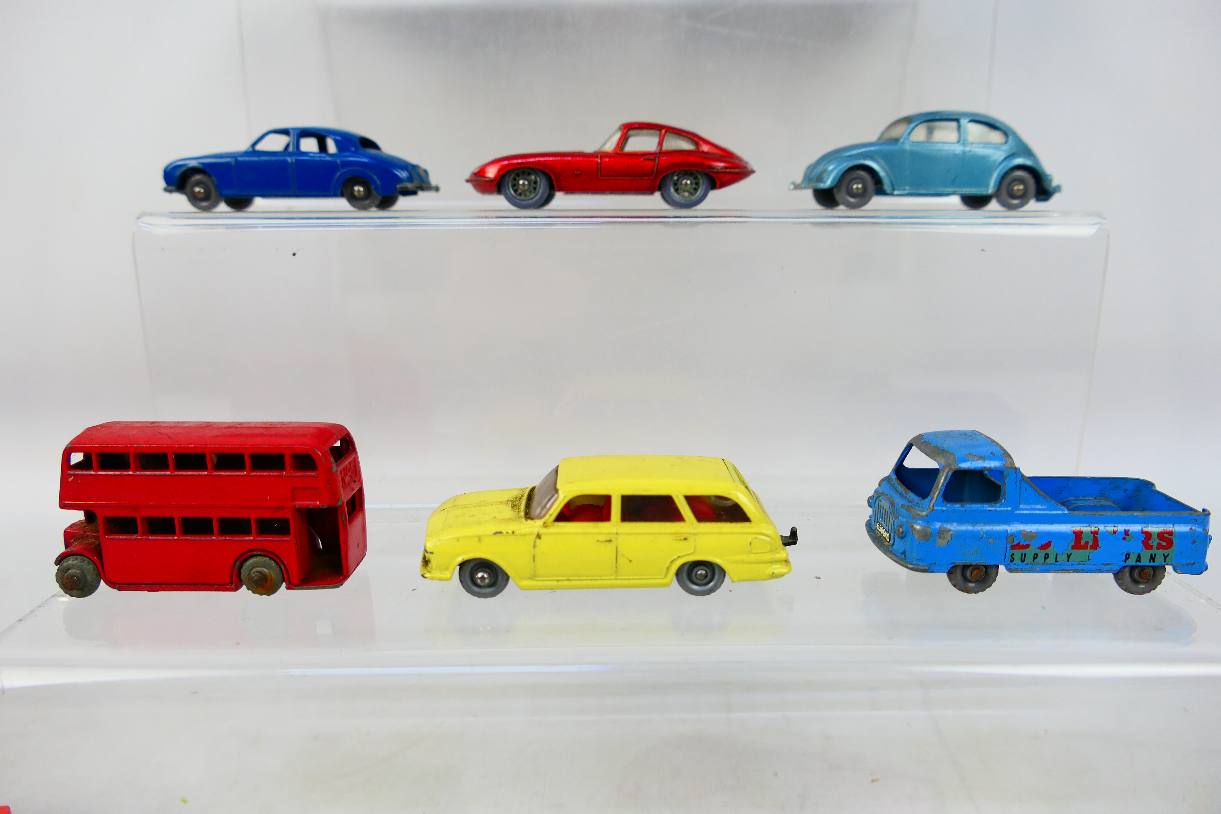 Matchbox - An unboxed collection of Matchbox diecast model vehicles mainly Regular Wheels. - Bild 4 aus 11