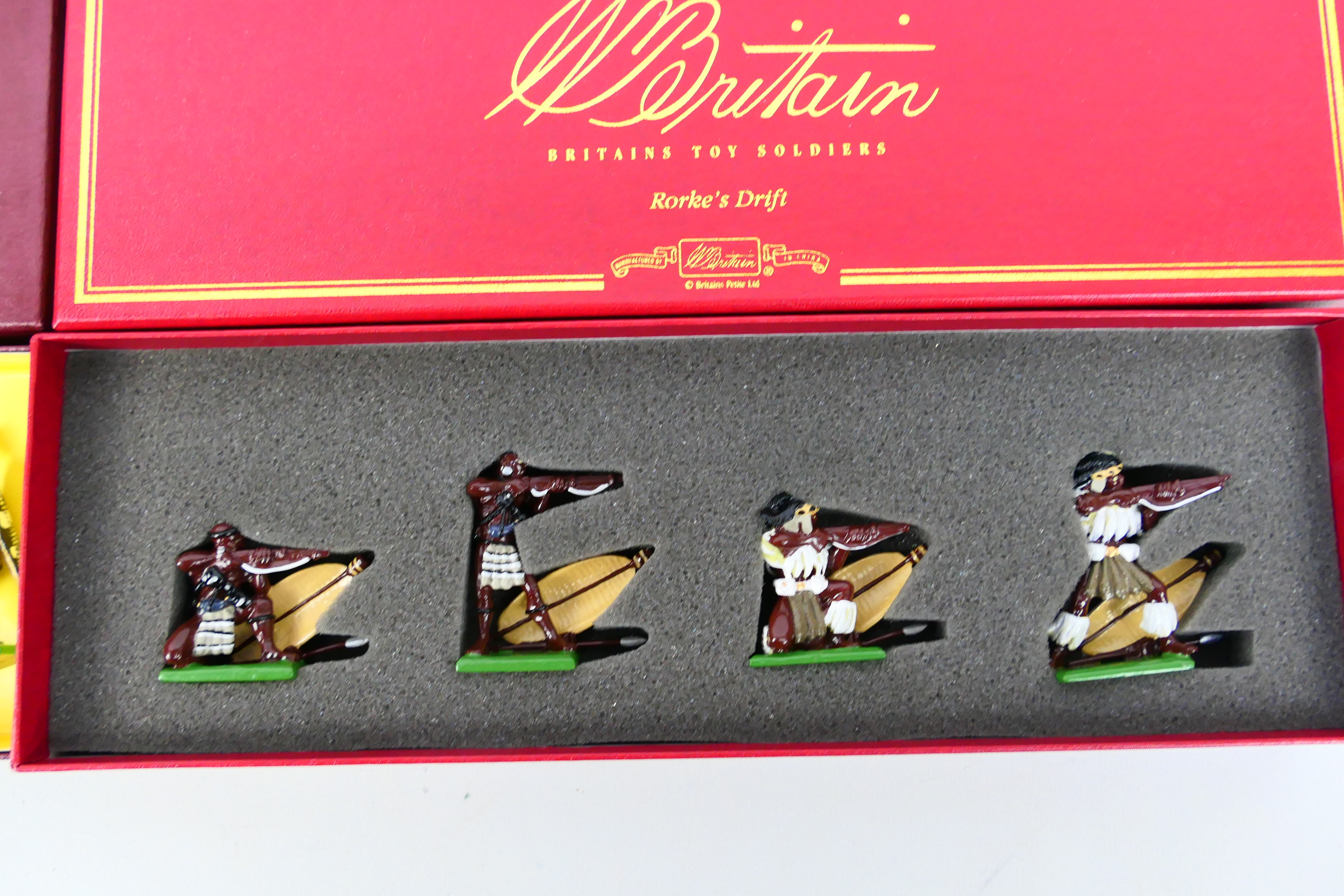 Britains - Four boxed 54mm metal figures from Britains 'Zulu War' and 'Rorke's Drift' ranges. . - Bild 4 aus 6
