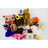 Disney - Russ - A&A - A collection of soft and novelty toys,