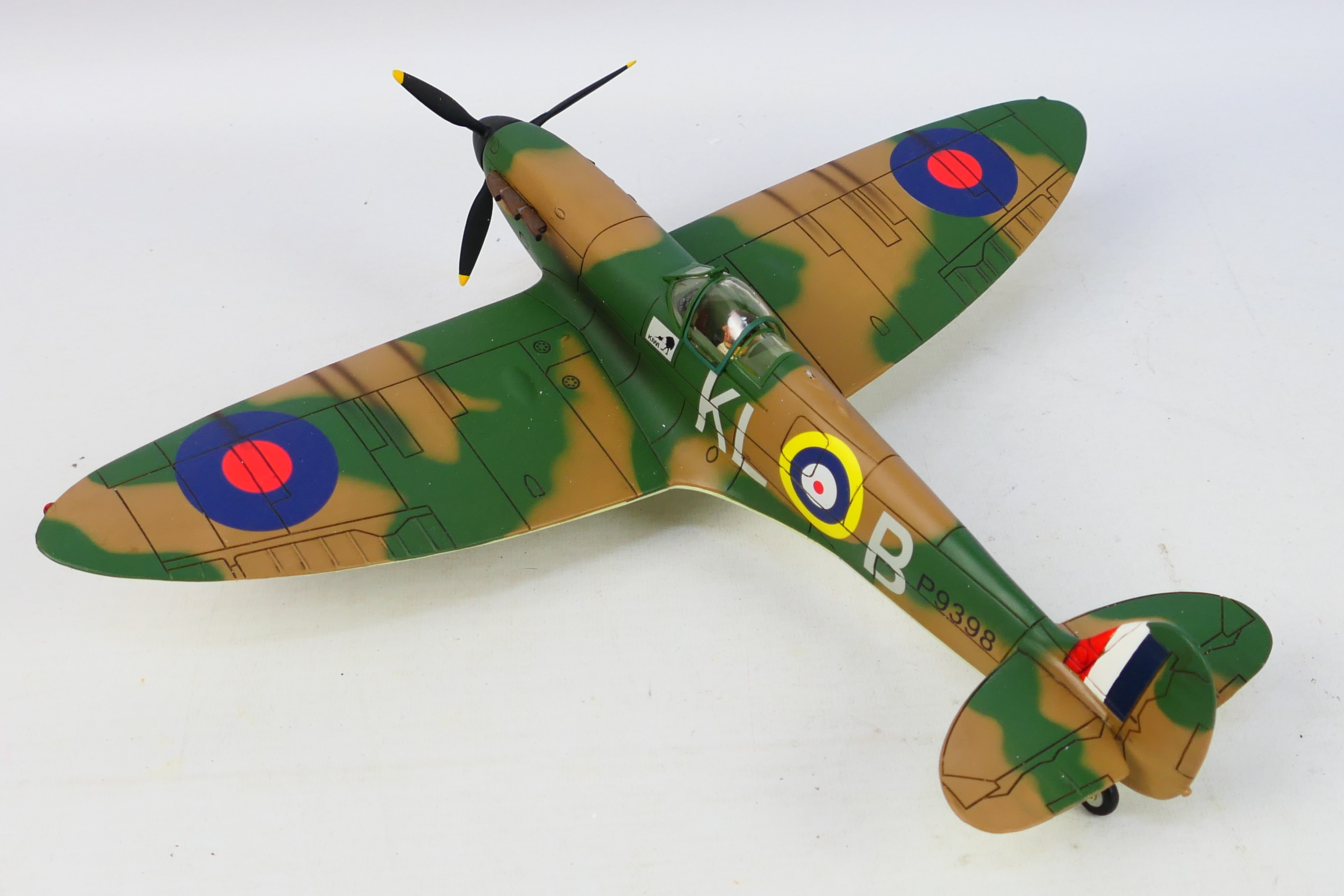 King & Country - A boxed King & Country RAF016 Royal Air Force Supermarine Spitfire Mk.I. - Image 5 of 7