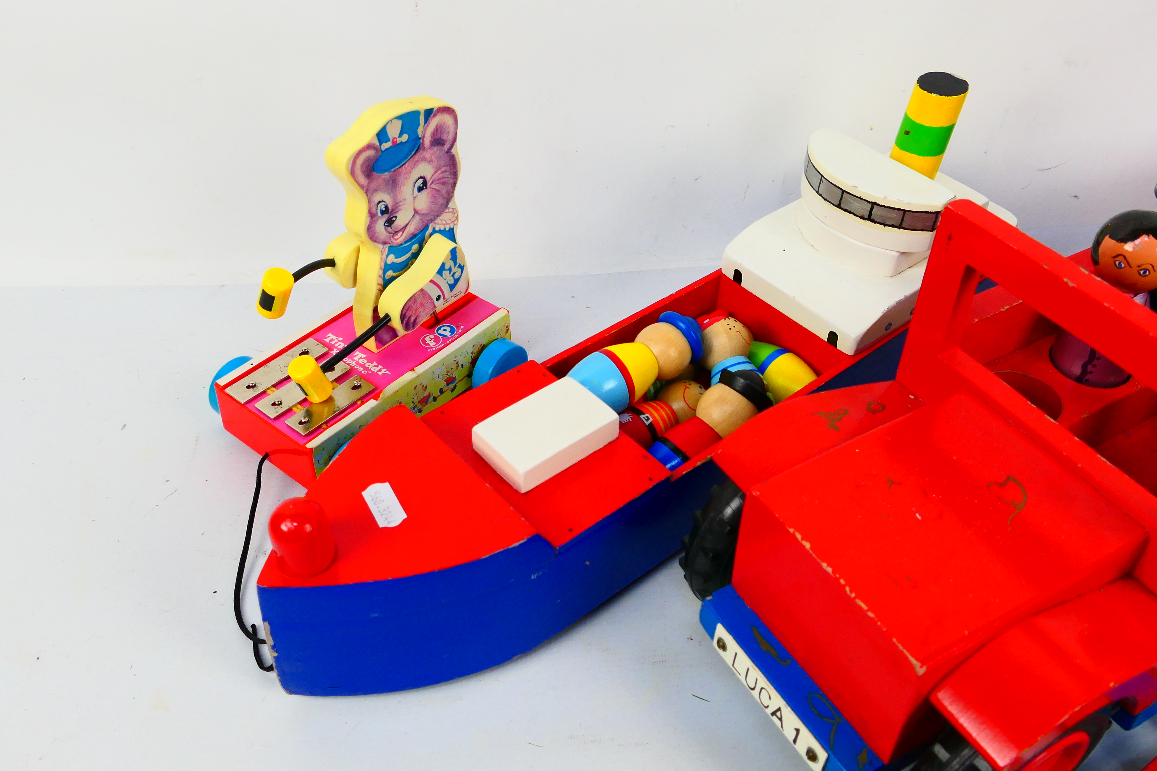 Fisher Price - A group of toys including a Tint Teddy Xylophone, - Bild 2 aus 3