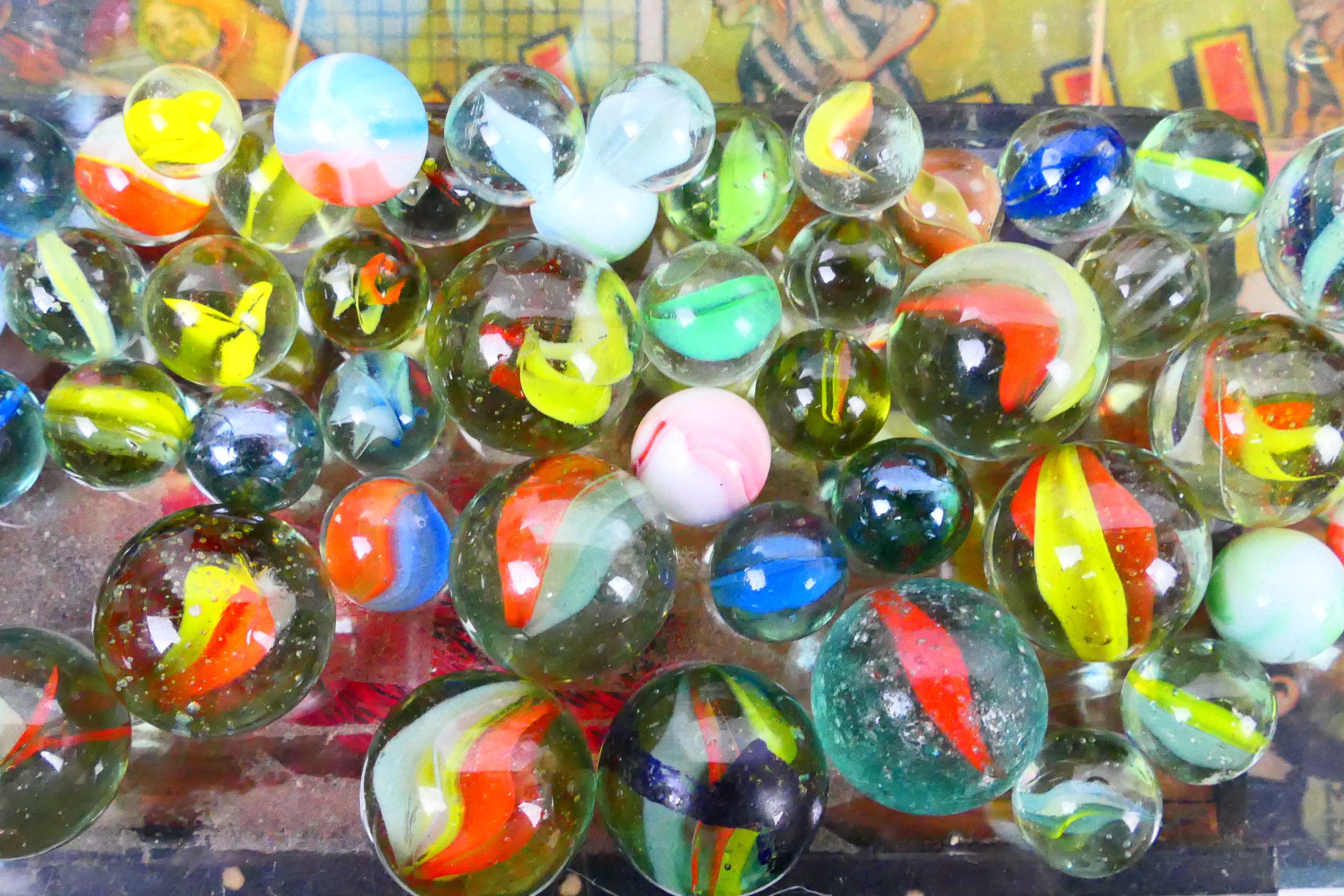 Marbles - Kim Toys - Cherilea - Hilco - A collection of vintage toys including marbles, - Image 9 of 10