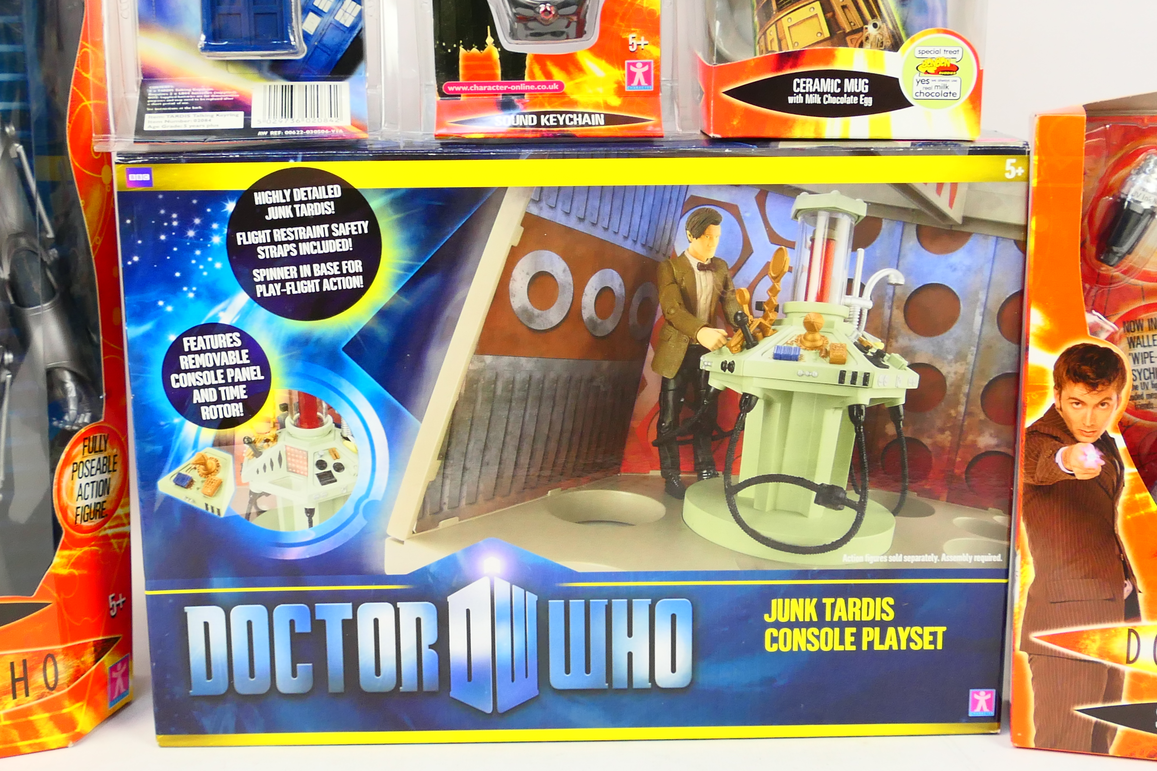 Character Options - Doctor Who - An assortment of 'New Who' Doctor Who items to include a 12" - Image 3 of 5